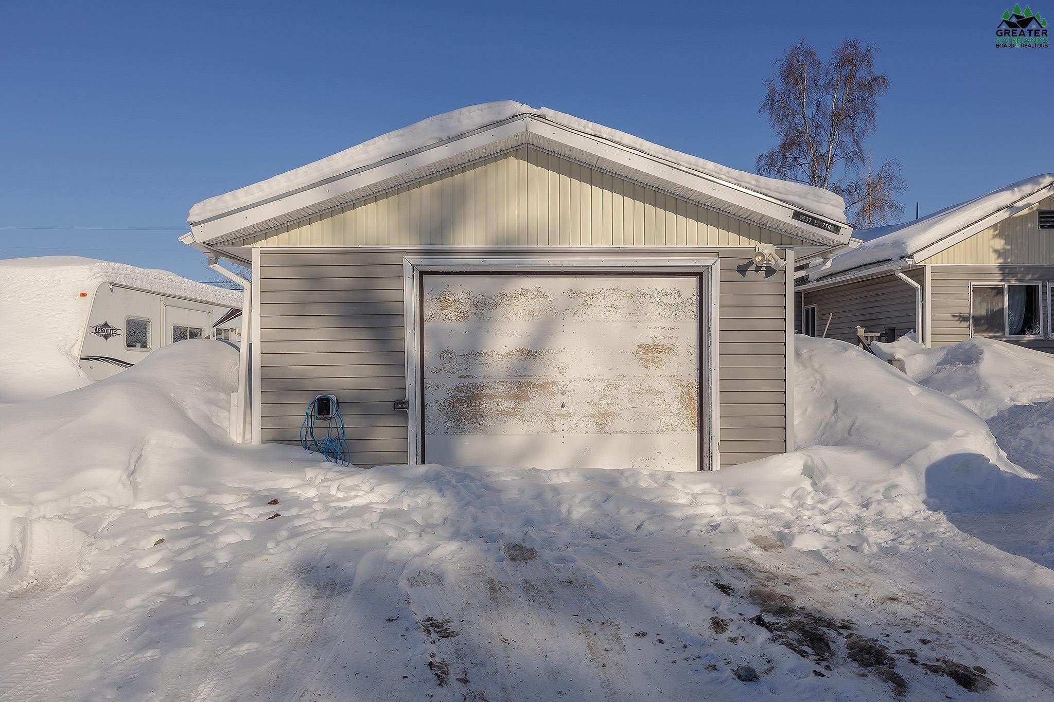 9. Single Family Homes for Sale at 237 E 7TH AVENUE North Pole, Alaska 99705 United States