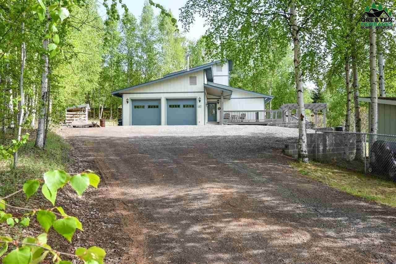 2. Single Family Homes for Sale at 1507 SCENIC LOOP Fairbanks, Alaska 99709 United States