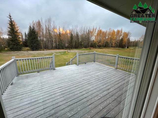 6. Single Family Homes for Sale at 2626 LISA ANN DRIVE North Pole, Alaska 99705 United States