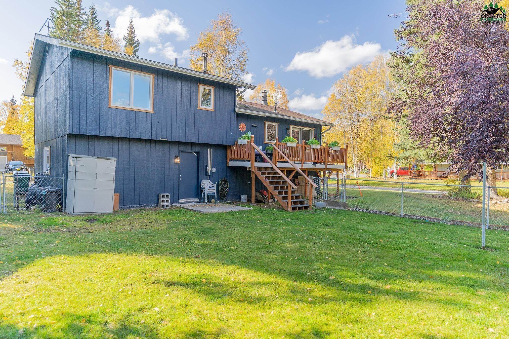 6. Single Family Homes for Sale at 4770 DRAKE STREET Fairbanks, Alaska 99709 United States