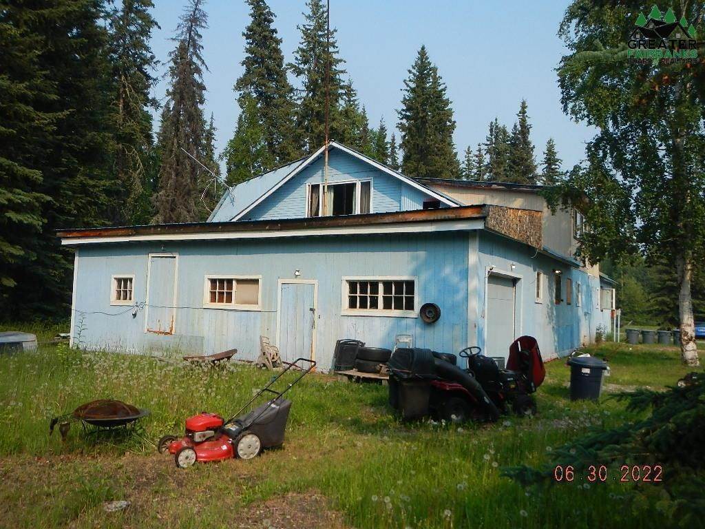 5. Single Family Homes for Sale at 685 KEELING ROAD North Pole, Alaska 99705 United States