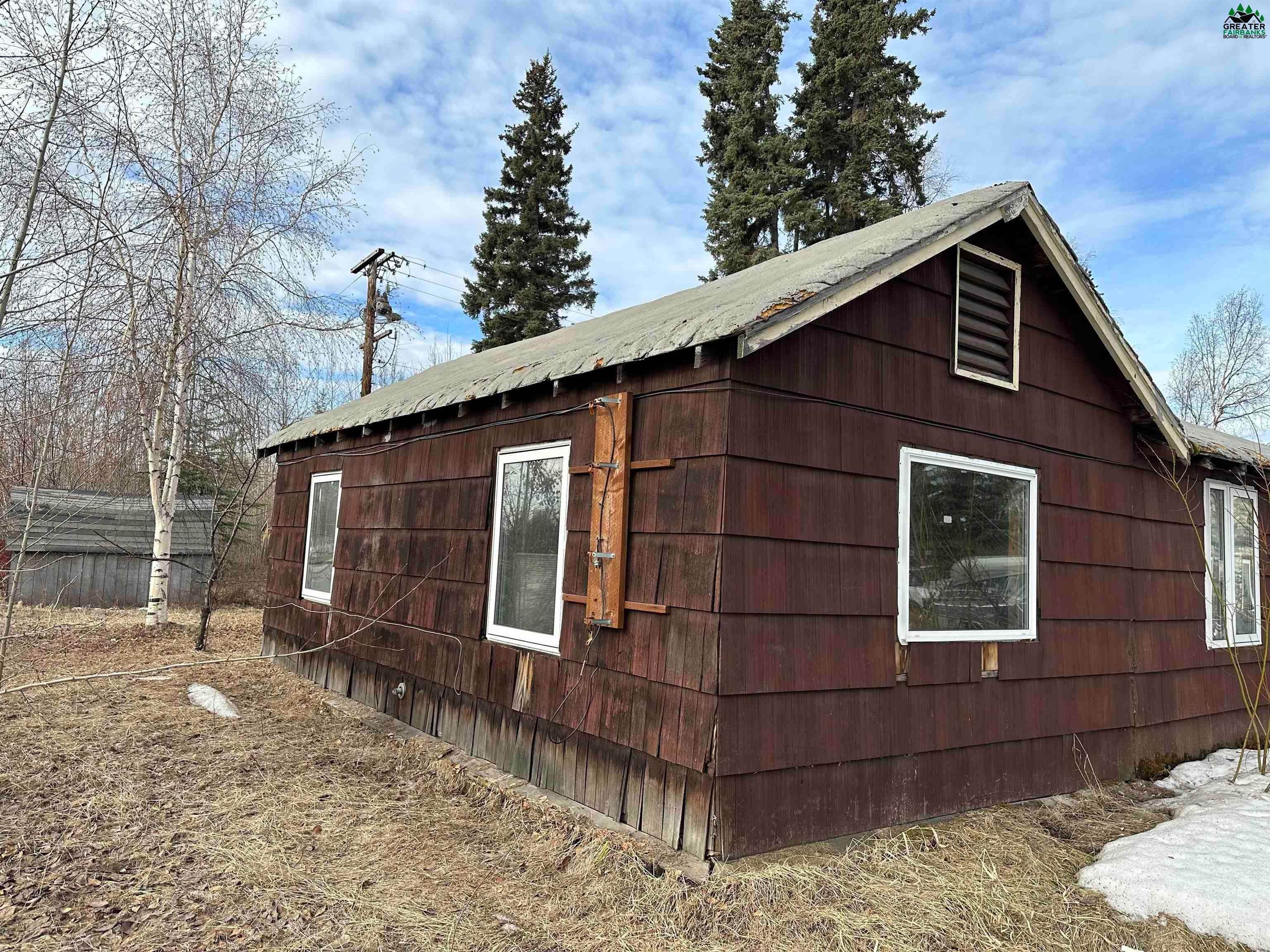6. Residential for Sale at 541 DUNBAR AVENUE Fairbanks, Alaska 99701 United States