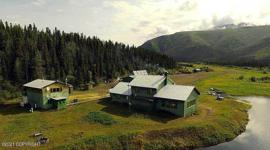 7. Single Family Homes for Sale at No Road Slana, Alaska 99566 United States