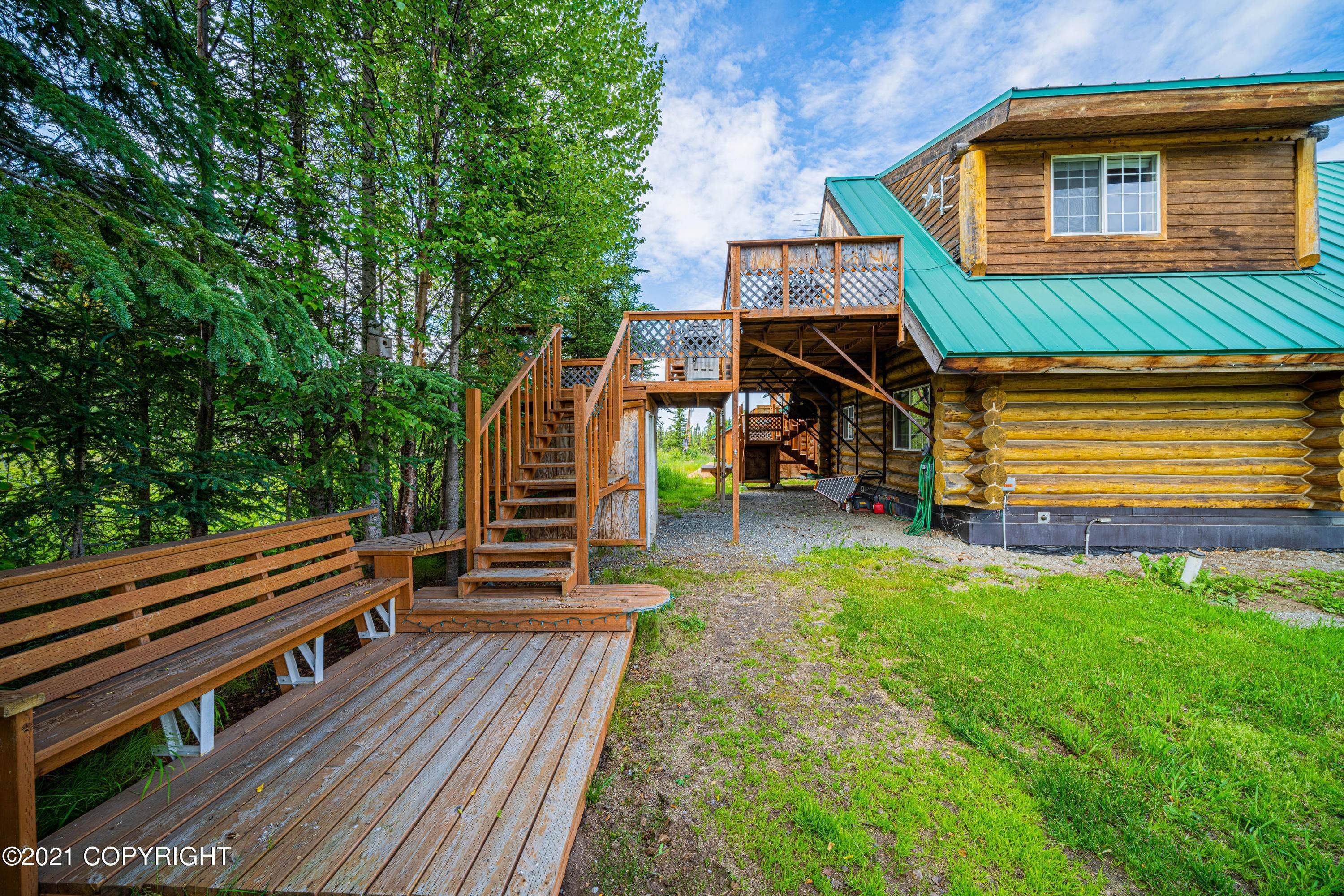 7. Single Family Homes for Sale at 48380 Sterling Highway Soldotna, Alaska 99669 United States