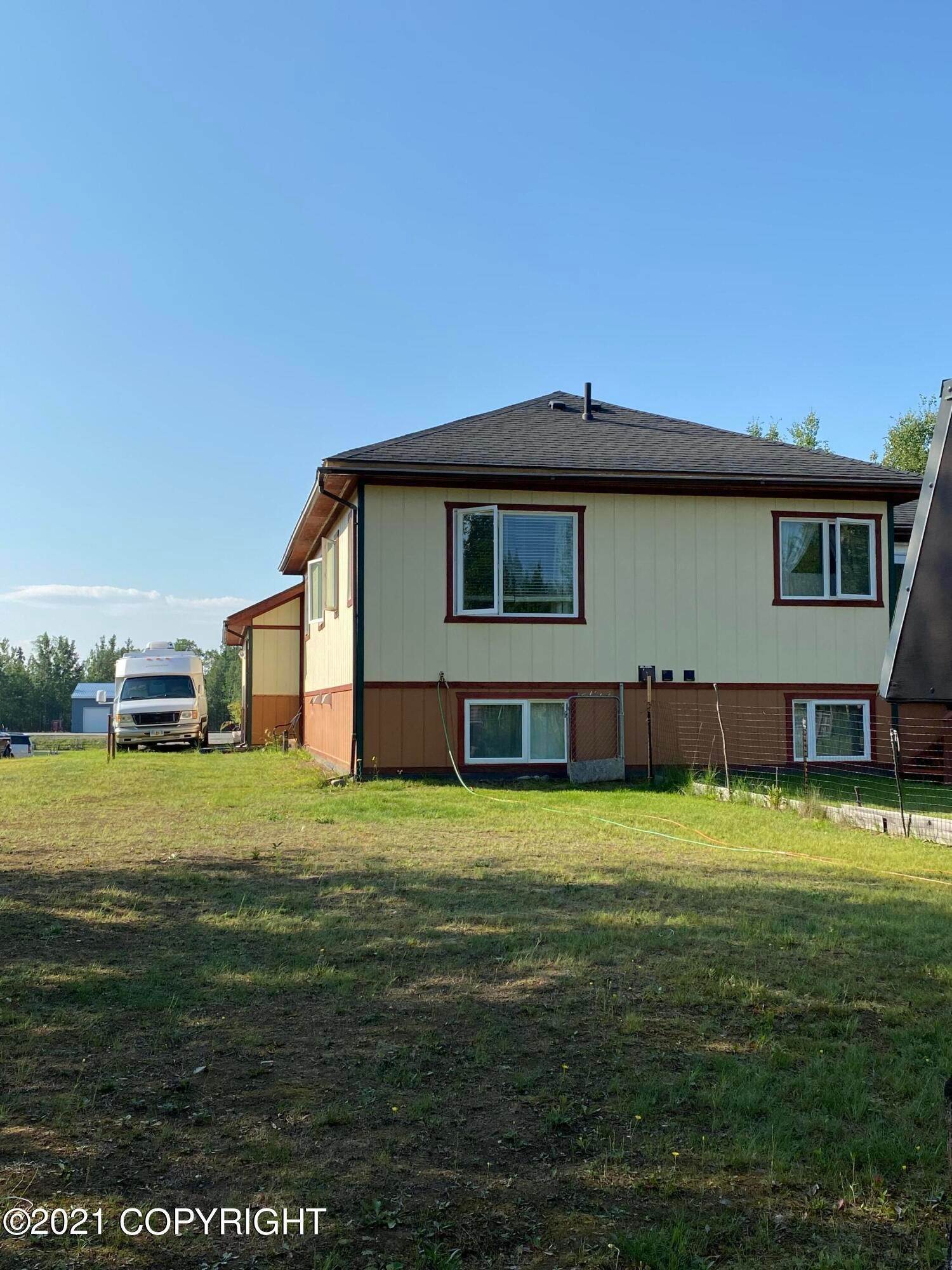 30. Residential for Sale at Delta Junction, Alaska United States
