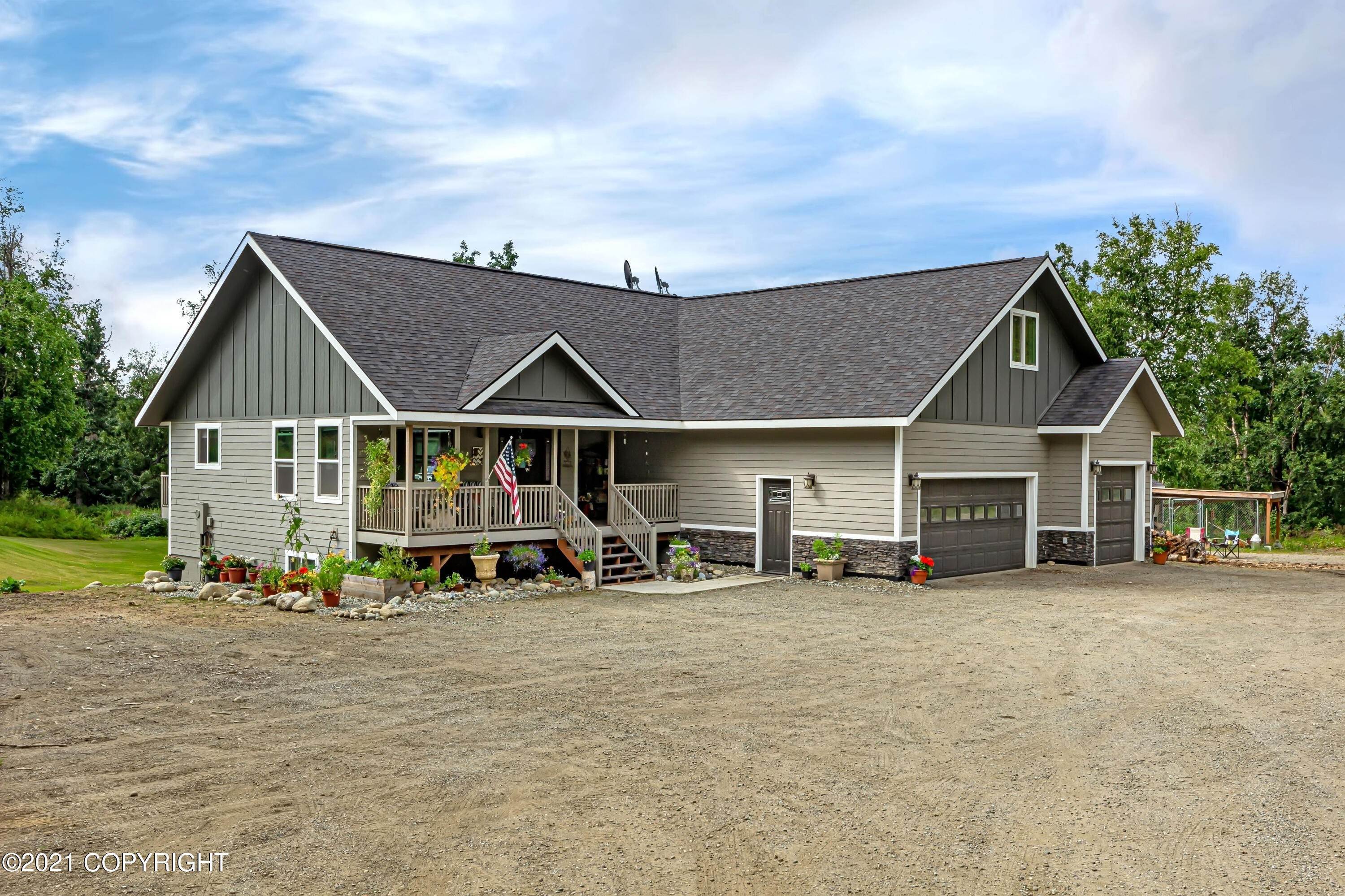 Single Family Homes for Sale at 10414 Glenn Highway Palmer, Alaska 99645 United States