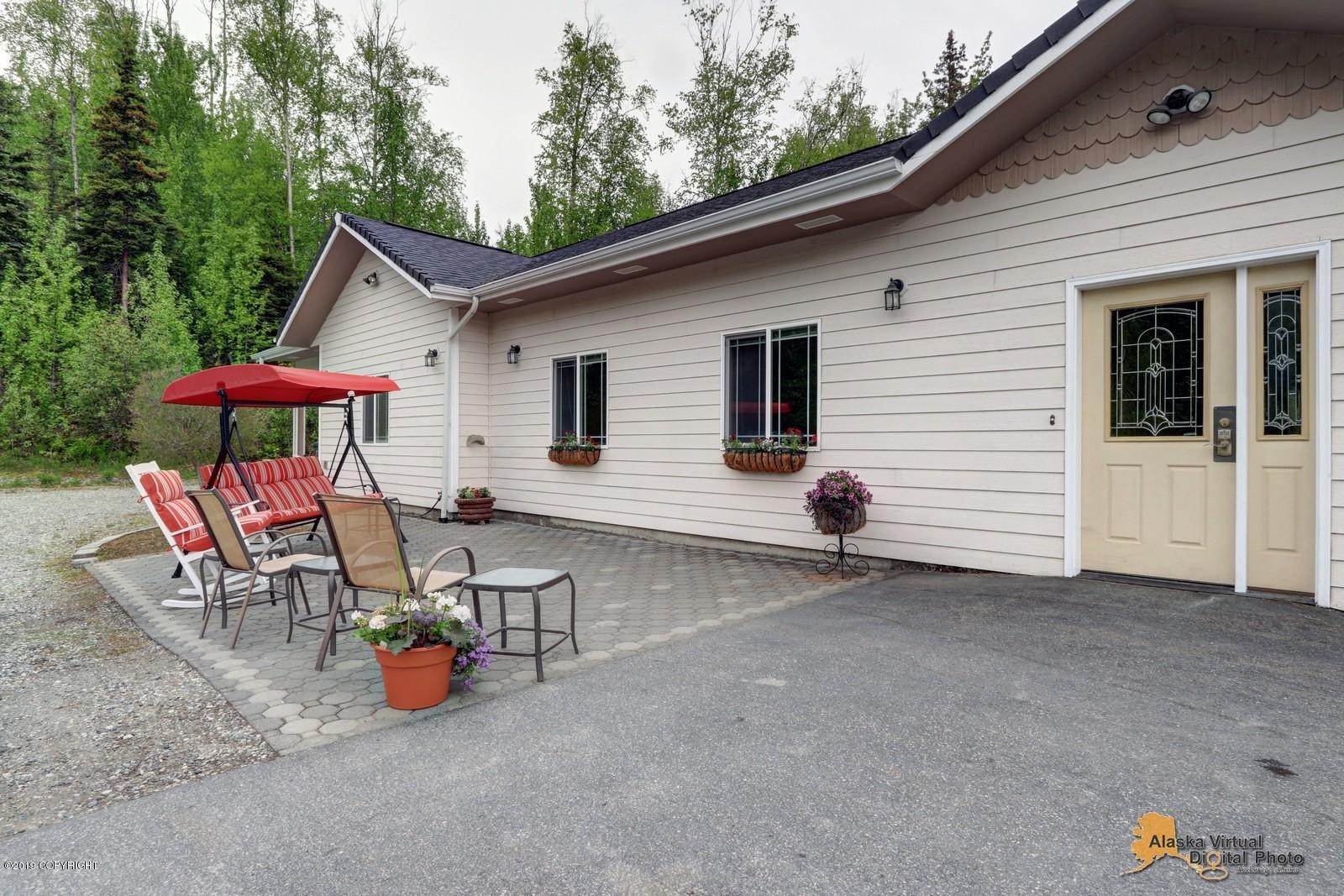 9. Single Family Homes for Sale at 2795 W Stonebridge Drive Wasilla, Alaska 99654 United States