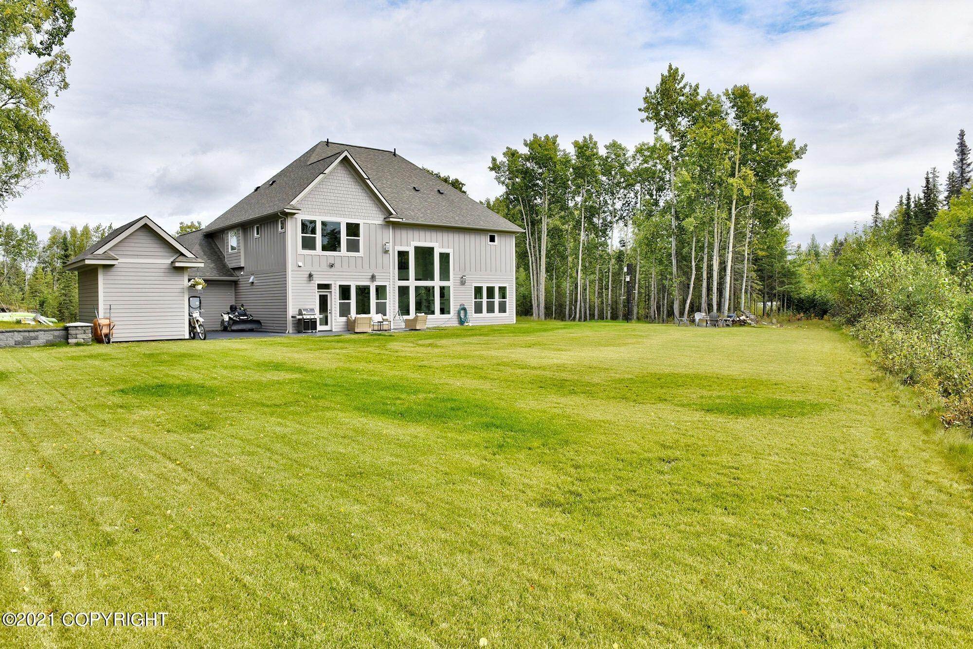 40. Single Family Homes for Sale at 1350 Chinook Drive Kenai, Alaska 99611 United States
