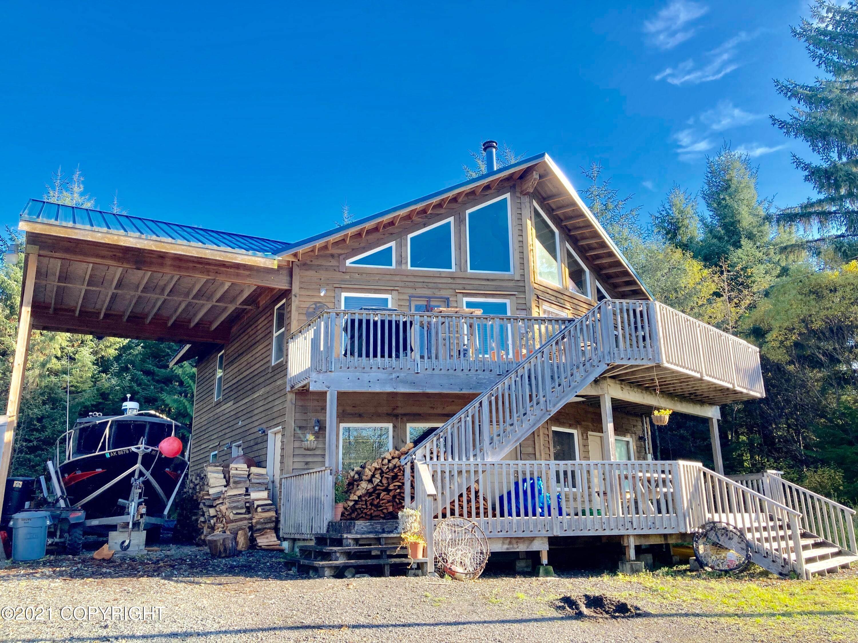 Single Family Homes 为 销售 在 218 SW Bayview Coffman Cove, 阿拉斯加州 99918 美国