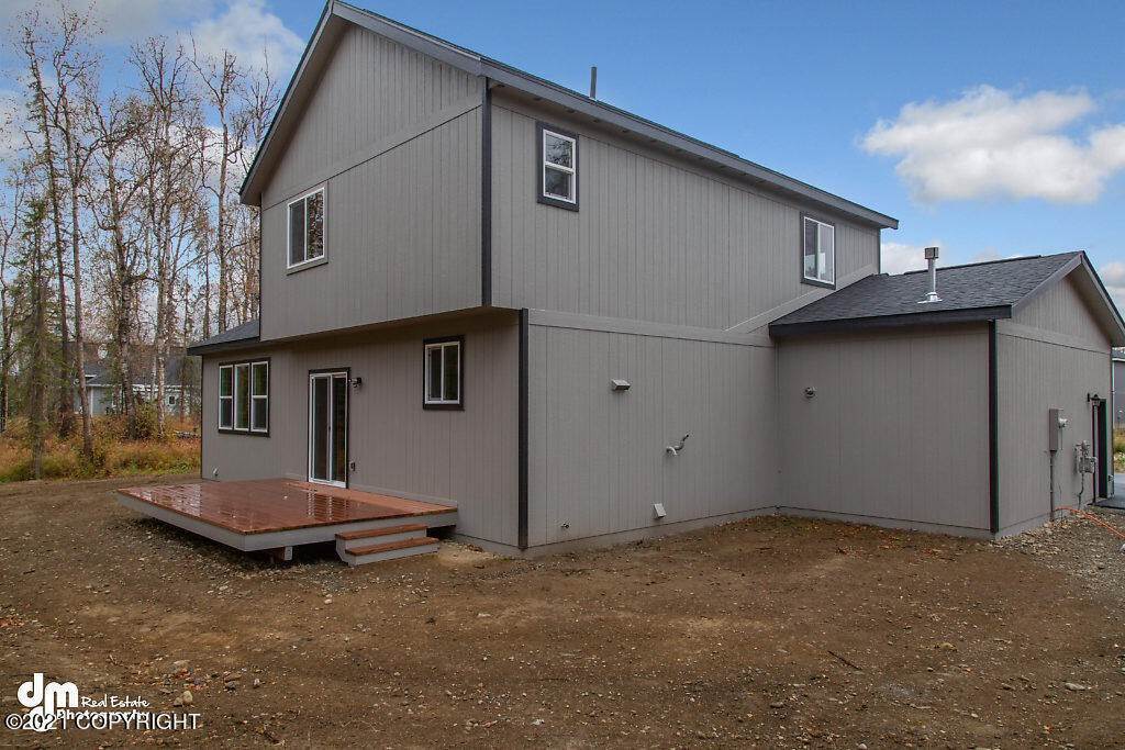 39. Single Family Homes for Sale at 907 W Bluff View Drive Wasilla, Alaska 99645 United States