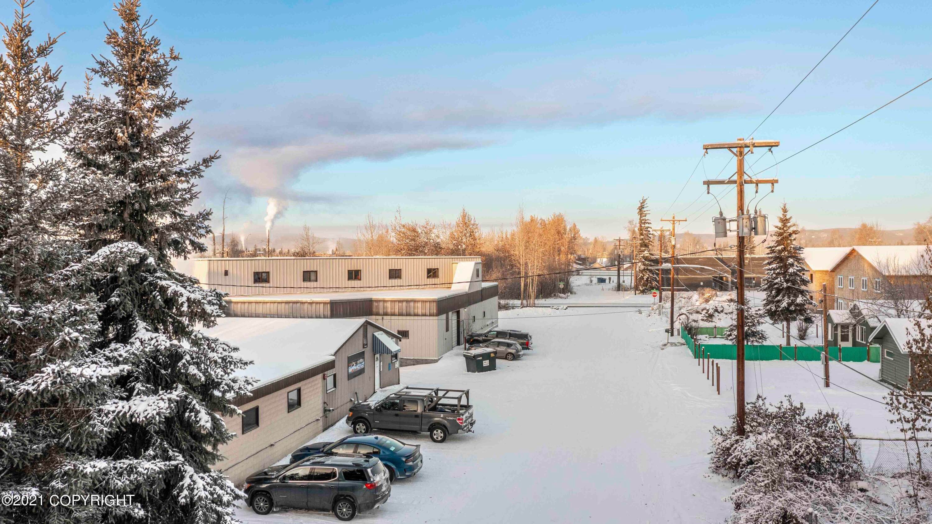 4. Commercial for Sale at 529 Front Street Fairbanks, Alaska 99701 United States