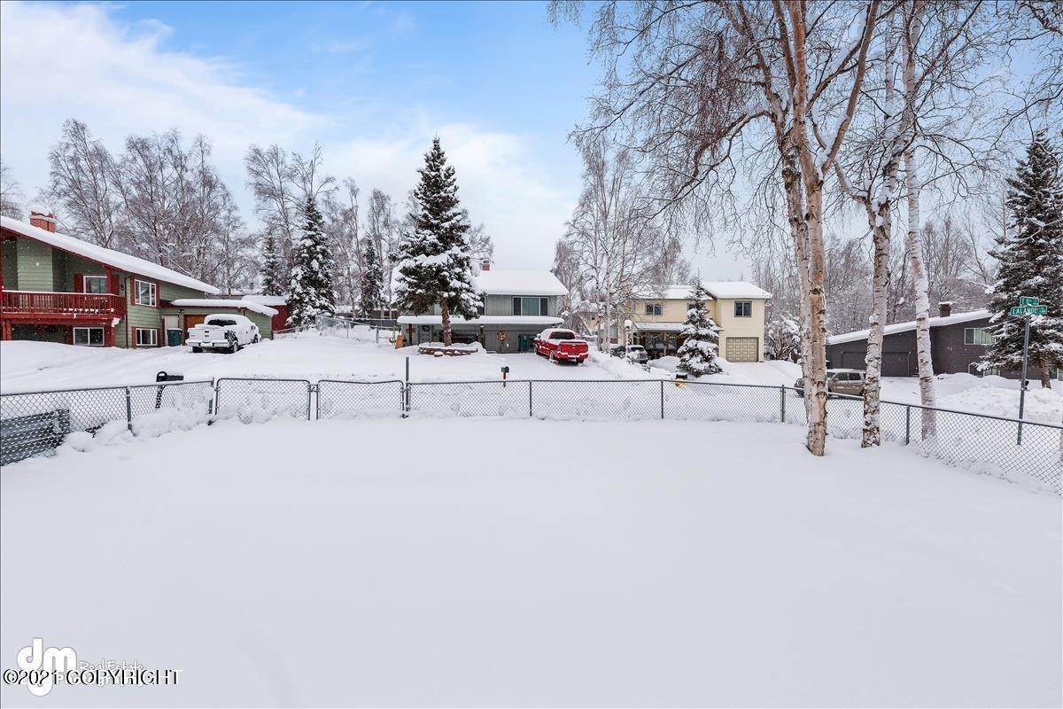17. Residential for Sale at Anchorage, Alaska United States