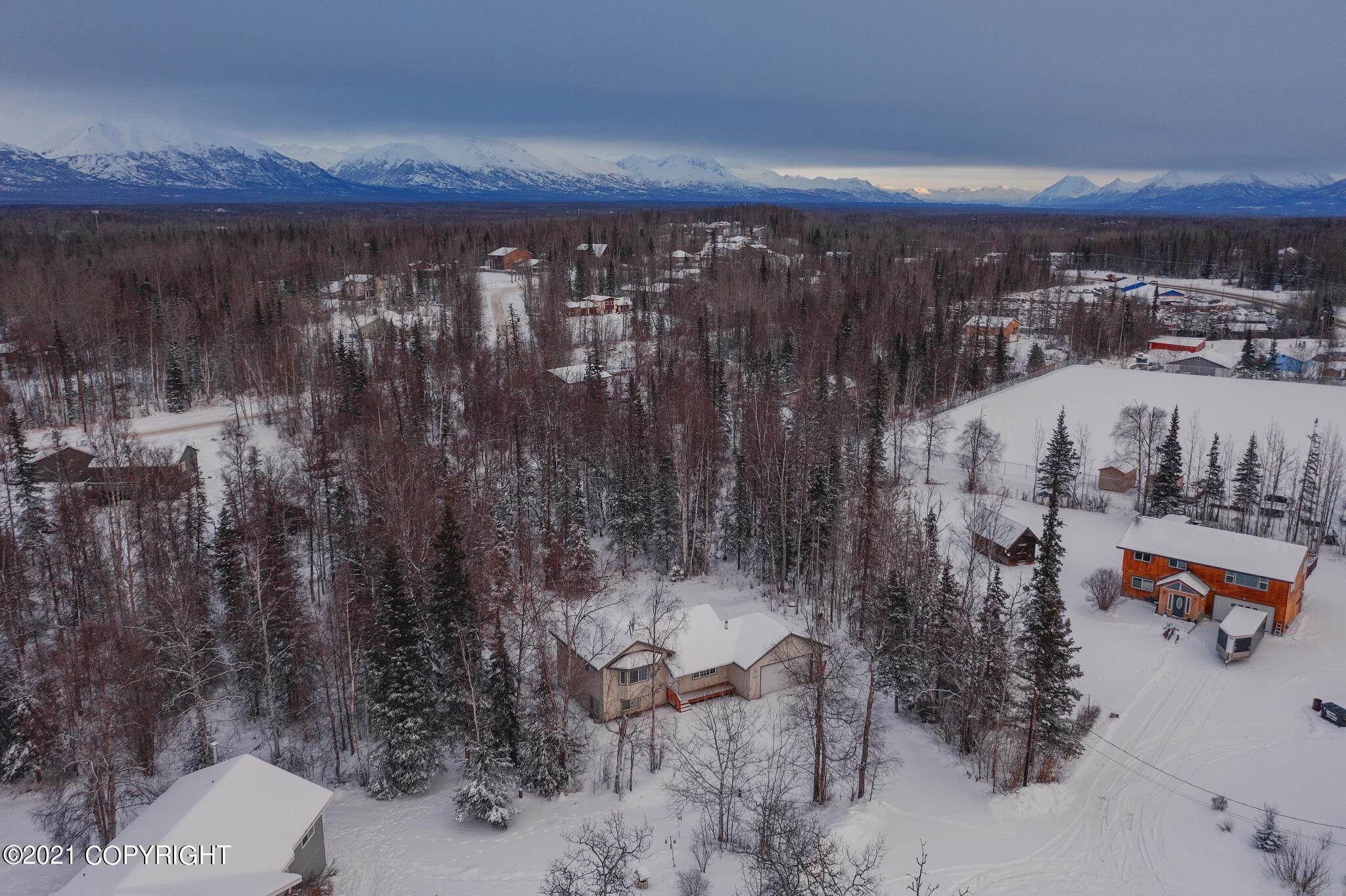 35. Residential for Sale at Wasilla, Alaska United States