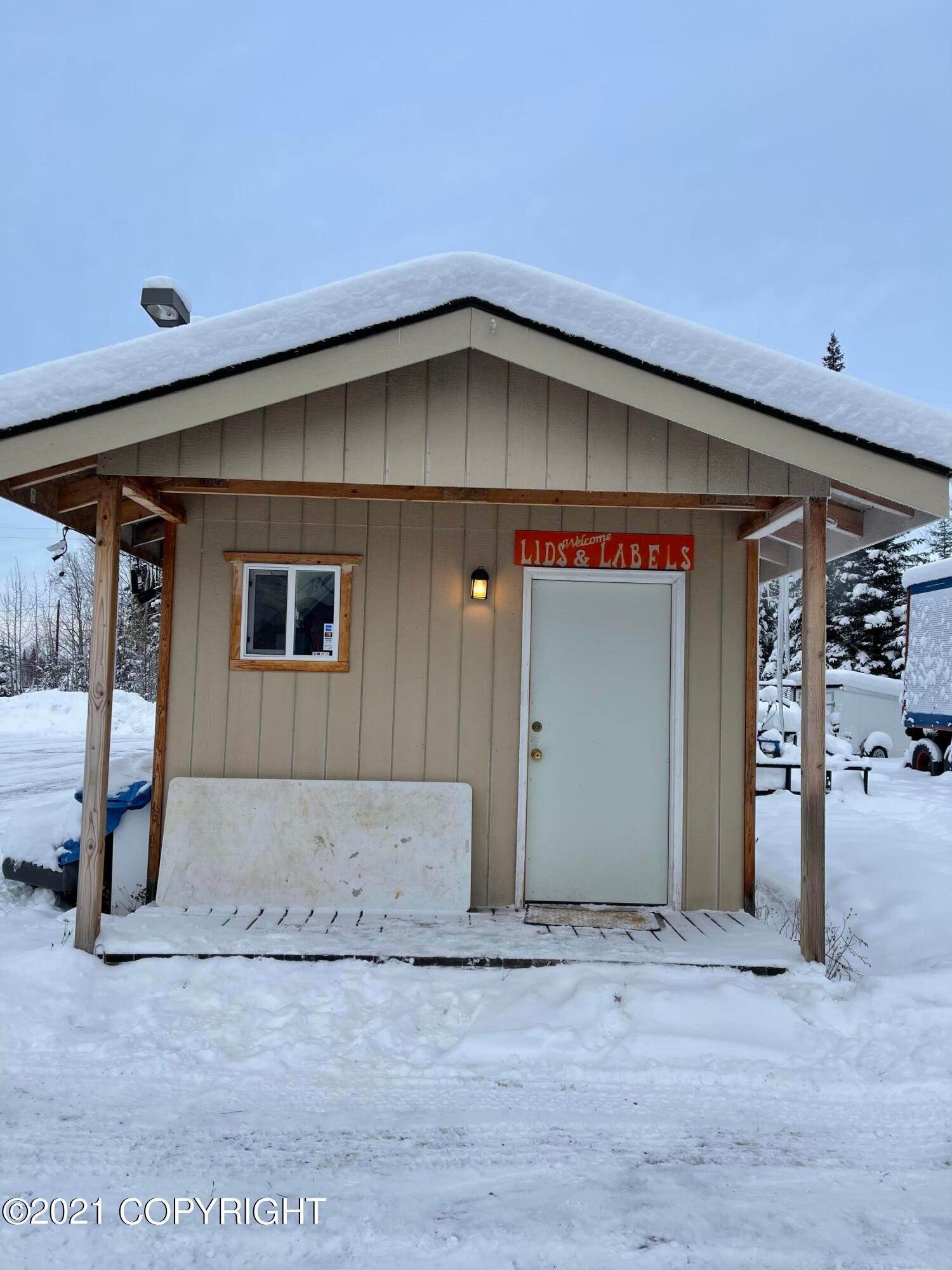 Business Opportunity for Sale at Cabin W/Inventory Soldotna, Alaska 99669 United States