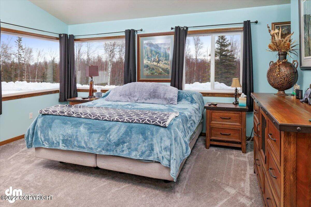 38. Single Family Homes for Sale at 3950 W Coyne Circle Wasilla, Alaska 99654 United States