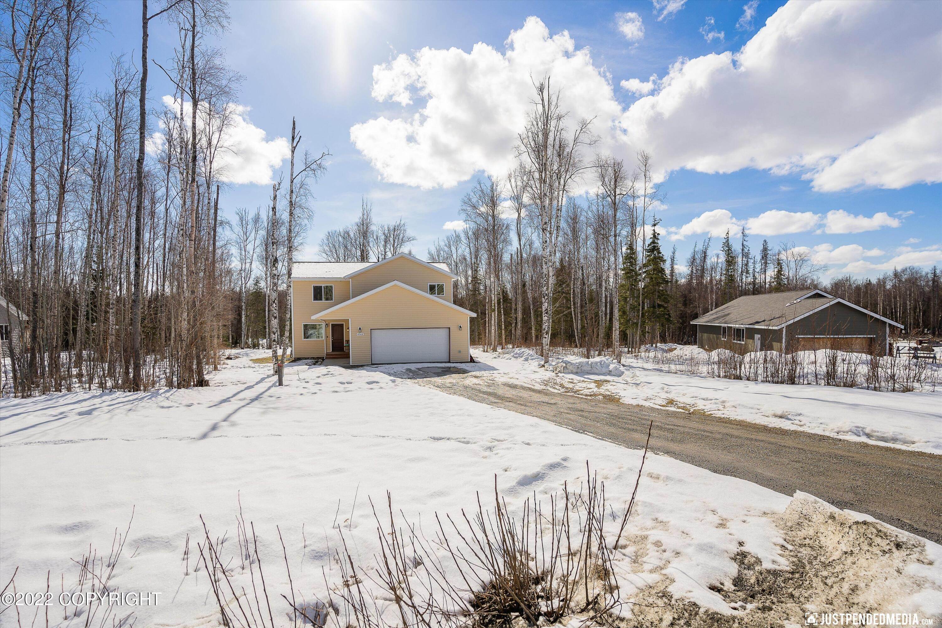 26. Single Family Homes for Sale at 4542 Gold Mint Drive Wasilla, Alaska 99654 United States