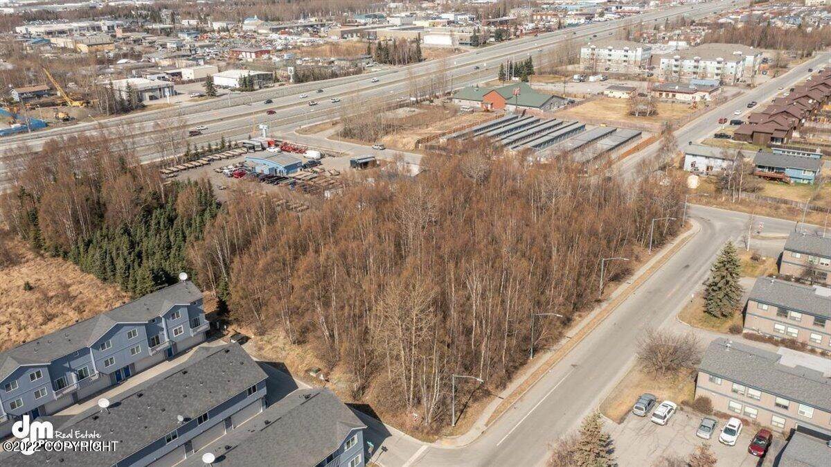 5. Commercial for Sale at 7220 Meadow Street Anchorage, Alaska 99507 United States