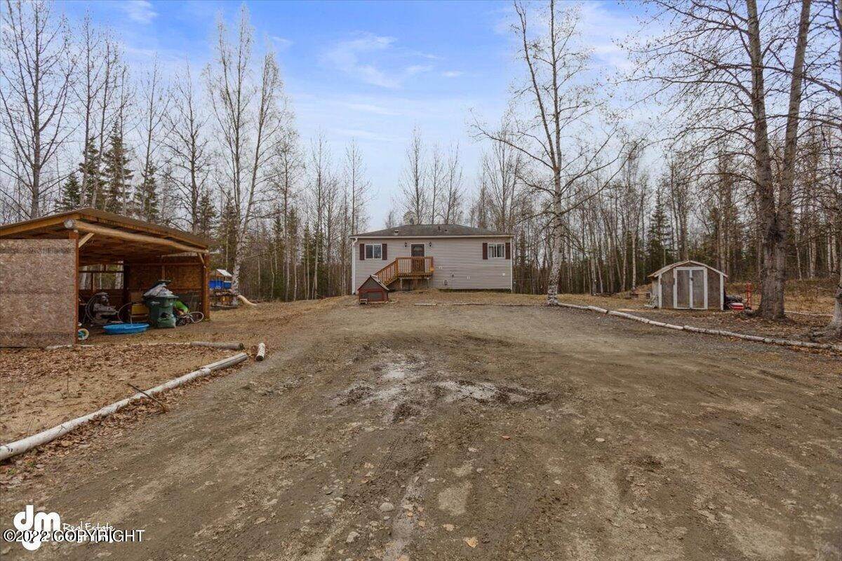 38. Single Family Homes for Sale at 2151 N Merian Court Wasilla, Alaska 99623 United States