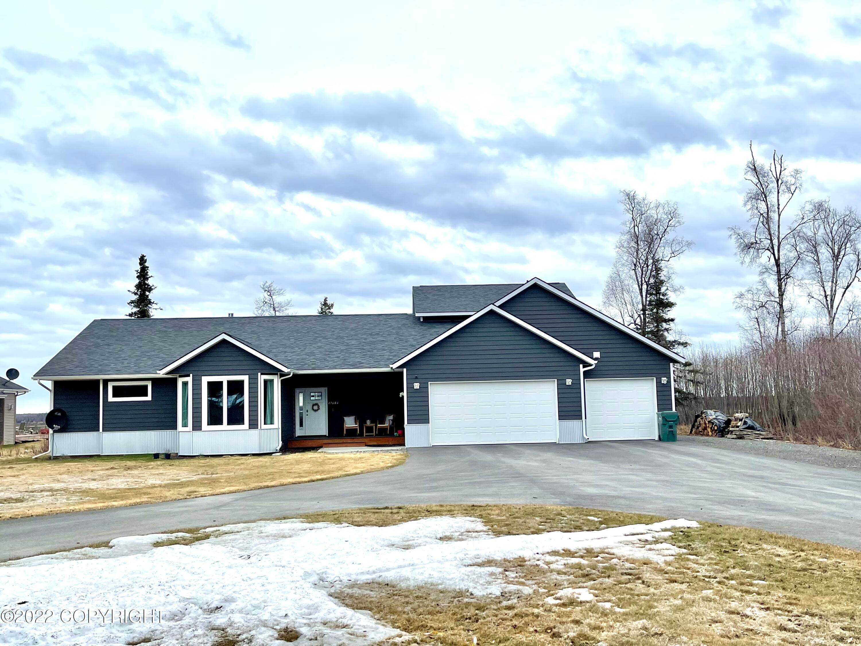 40. Single Family Homes for Sale at 47686 Grant Avenue Kenai, Alaska 99611 United States