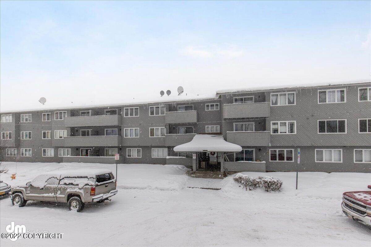 Condominiums for Sale at 4433 San Ernesto Avenue #E308 Anchorage, Alaska 99508 United States