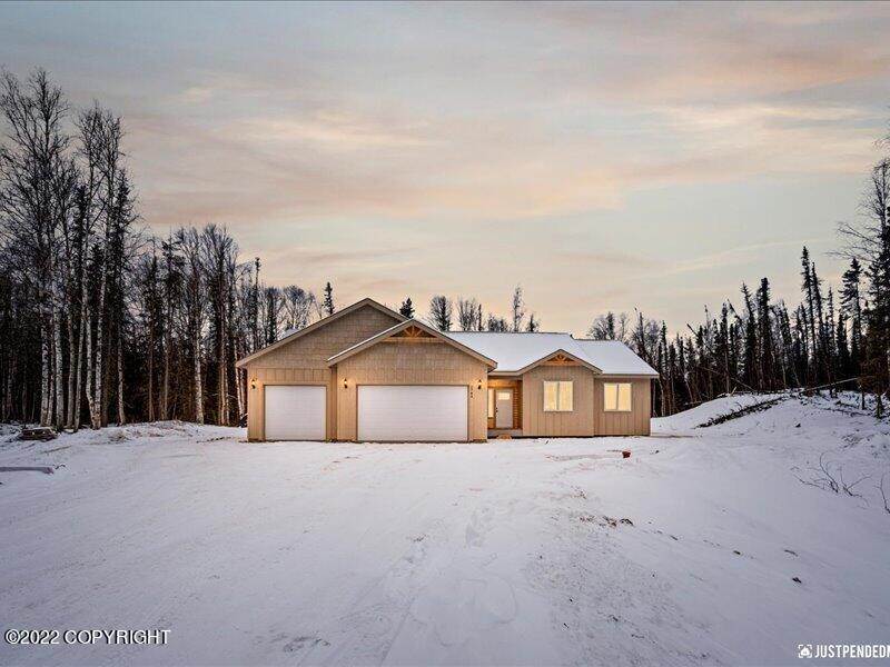 Single Family Homes for Sale at 655 W Birdnest Drive Wasilla, Alaska 99654 United States
