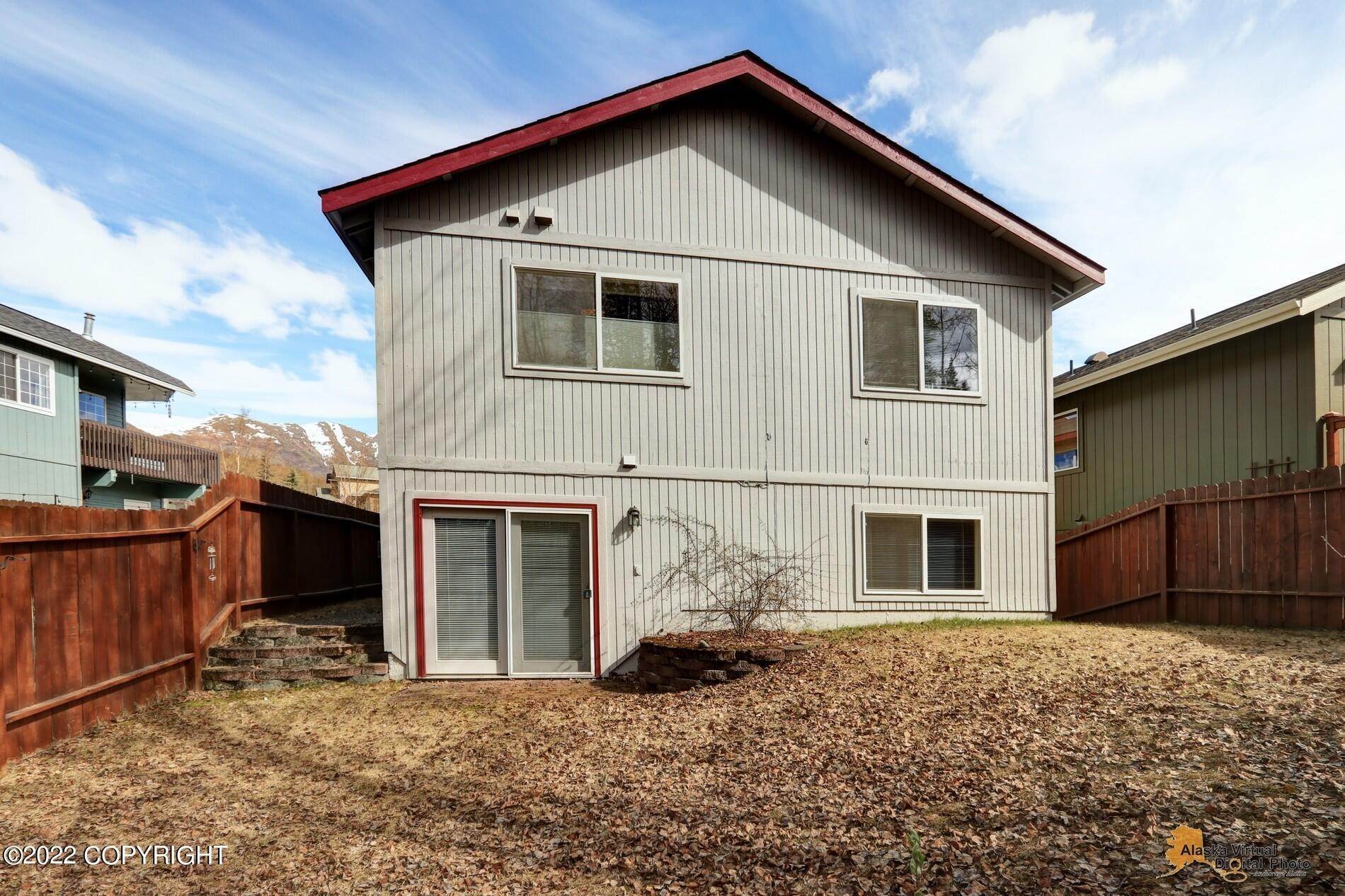 29. Single Family Homes for Sale at 19461 Highland Ridge Drive Eagle River, Alaska 99577 United States