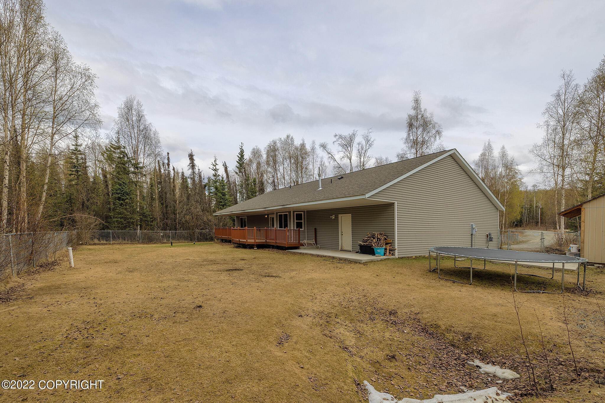 31. Single Family Homes for Sale at 7412 W Terry L Circle Wasilla, Alaska 99623 United States