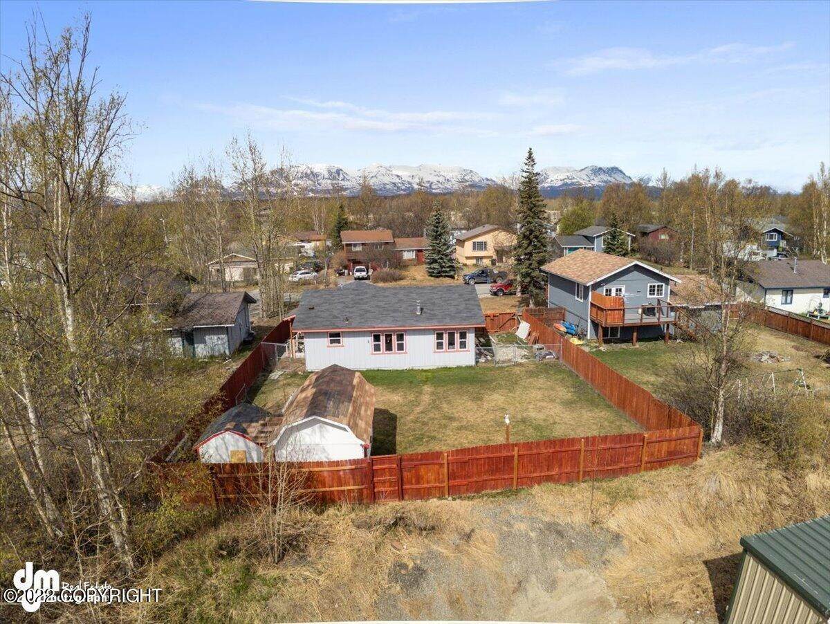 49. Single Family Homes for Sale at 692 W Fern Avenue Palmer, Alaska 99645 United States