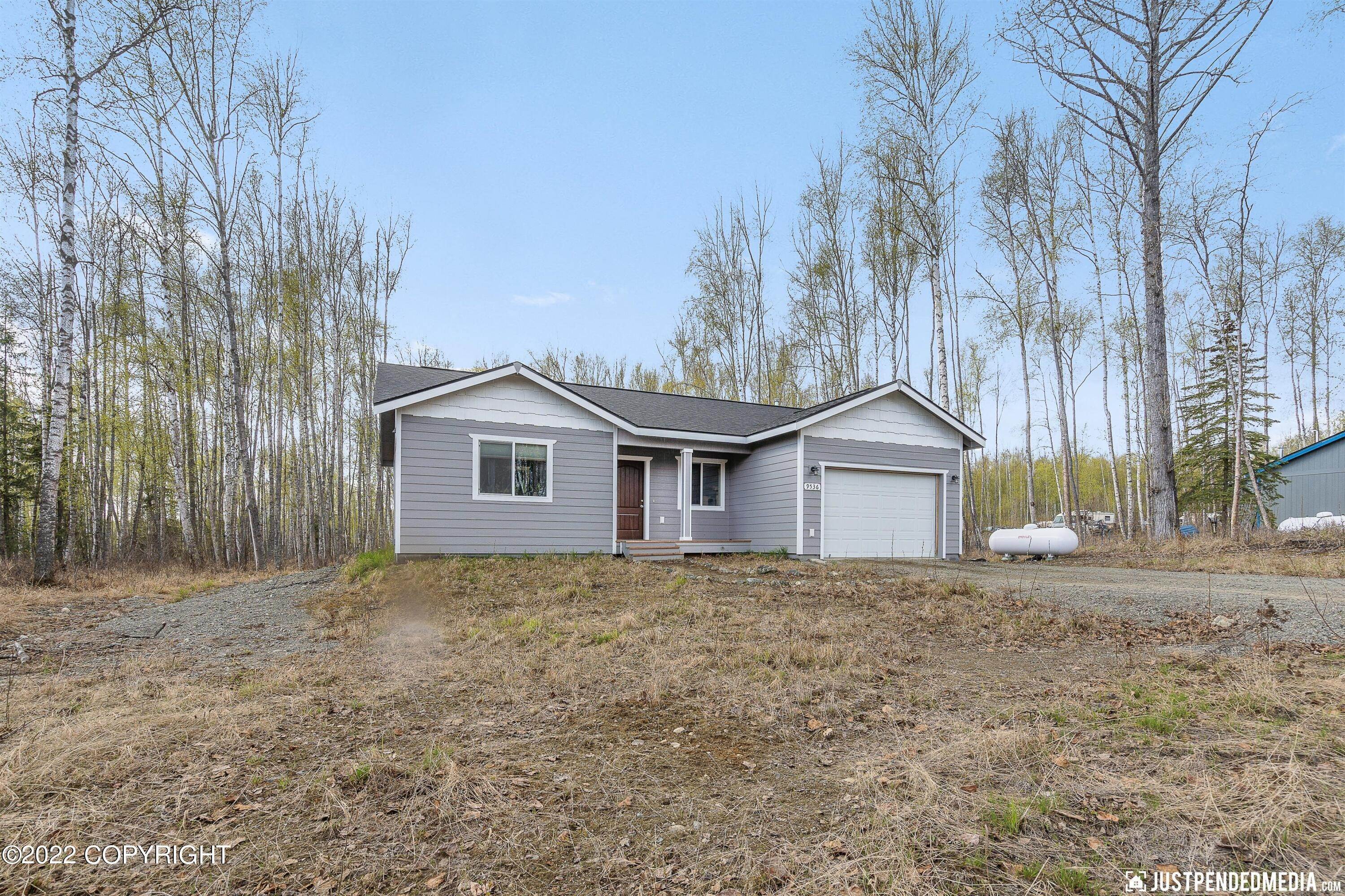 3. Single Family Homes for Sale at 9536 S Overlook Drive Wasilla, Alaska 99623 United States