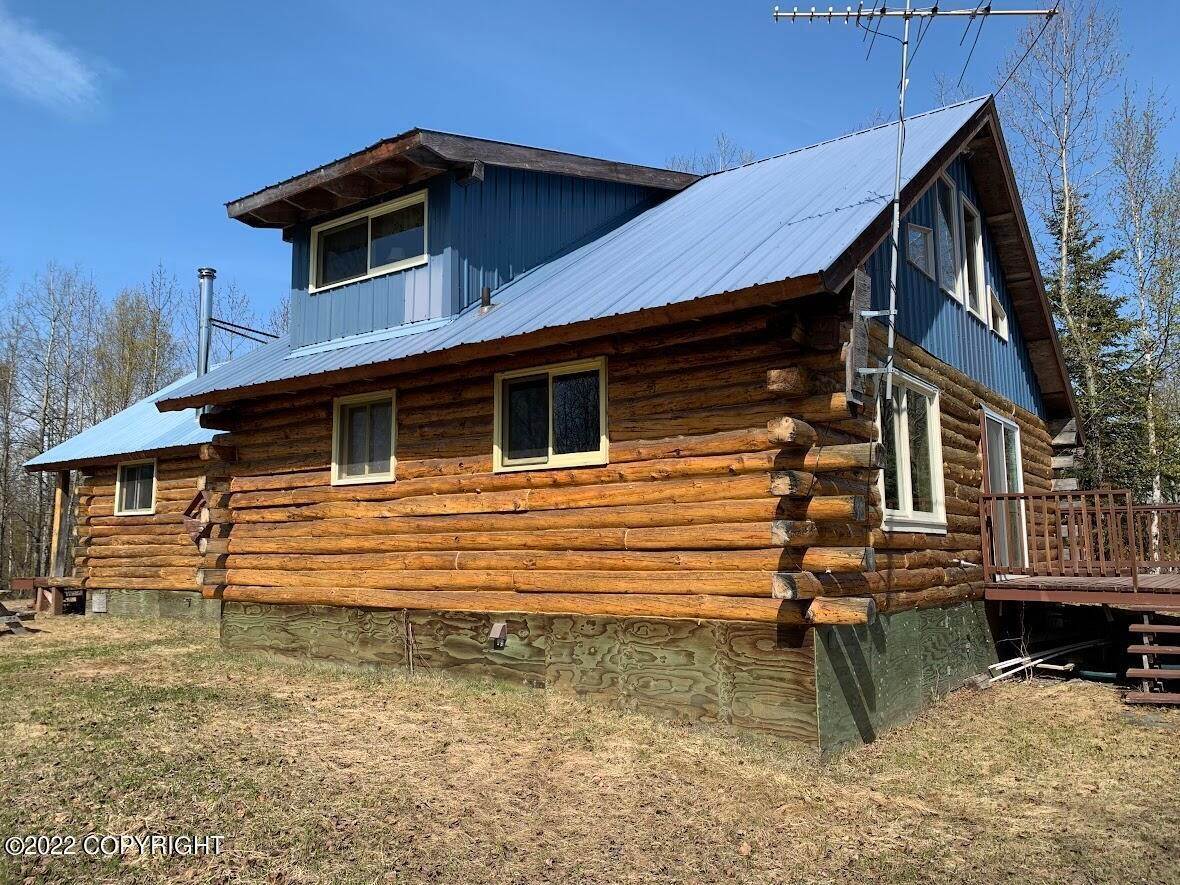 32. Single Family Homes for Sale at 32190 Echo Lake Road Soldotna, Alaska 99669 United States