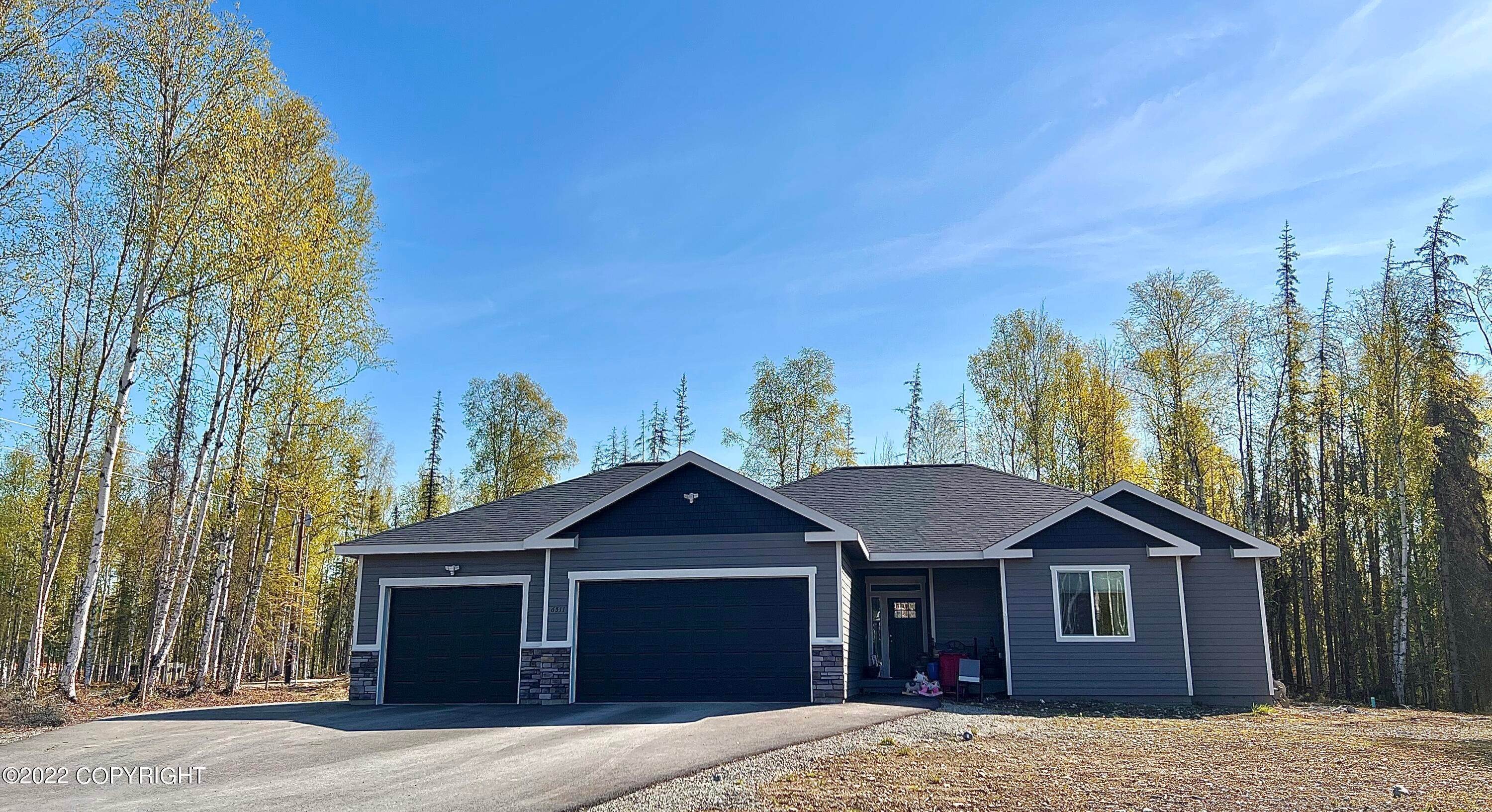 Single Family Homes for Sale at 6511 W Creeksedge Drive Wasilla, Alaska 99623 United States