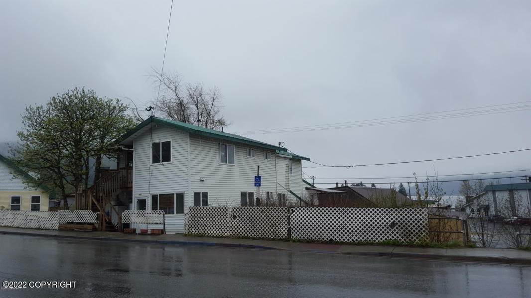 Single Family Homes 为 销售 在 127 Church Street Wrangell, 阿拉斯加州 99929 美国