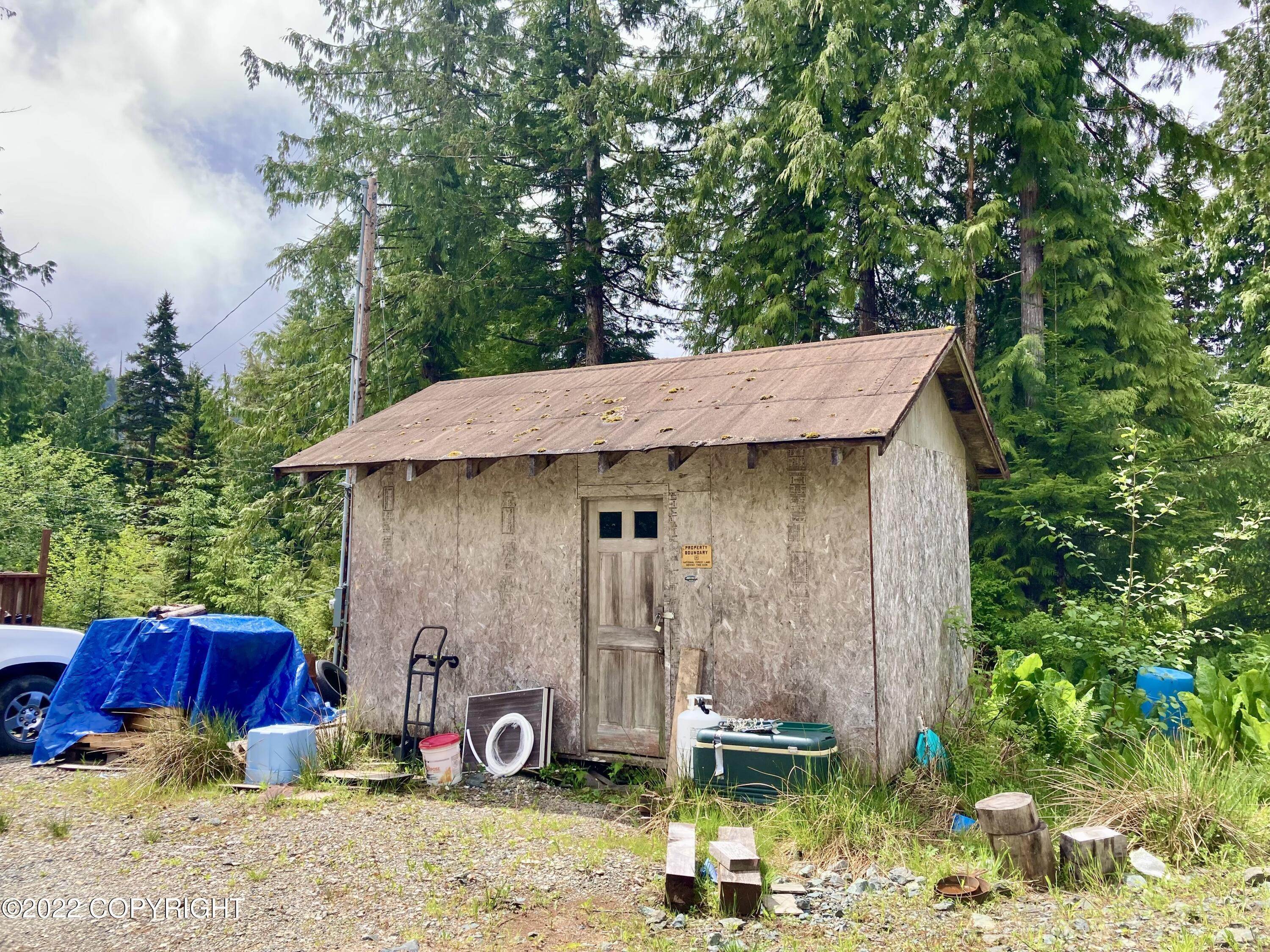 20. Single Family Homes for Sale at 9B Spruce Circle Other Areas, Alaska 99000 United States