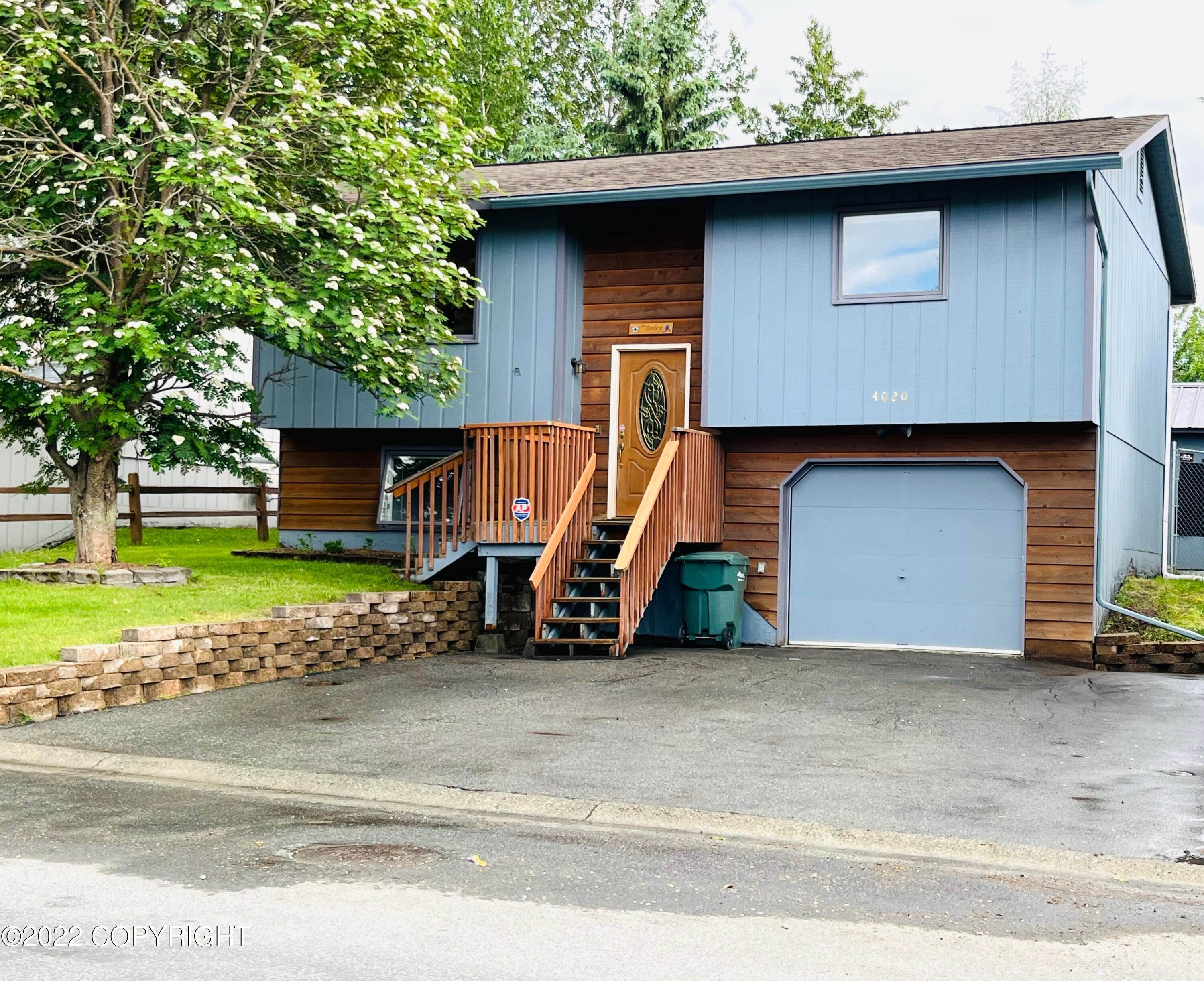 23. Single Family Homes for Sale at 4020 E 65th Avenue Anchorage, Alaska 99507 United States