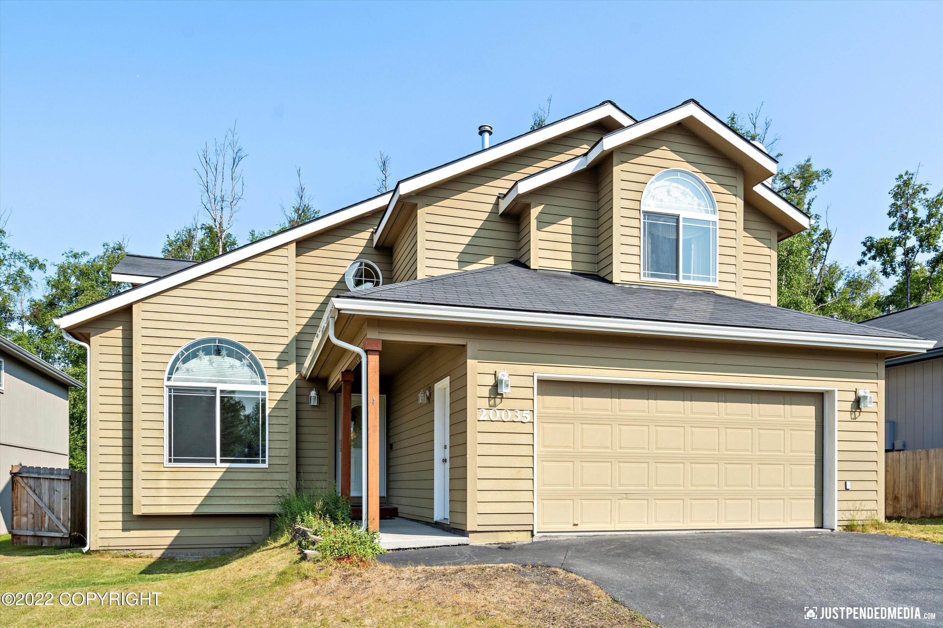 2. Single Family Homes for Sale at 20035 Highland Ridge Drive Eagle River, Alaska 99577 United States