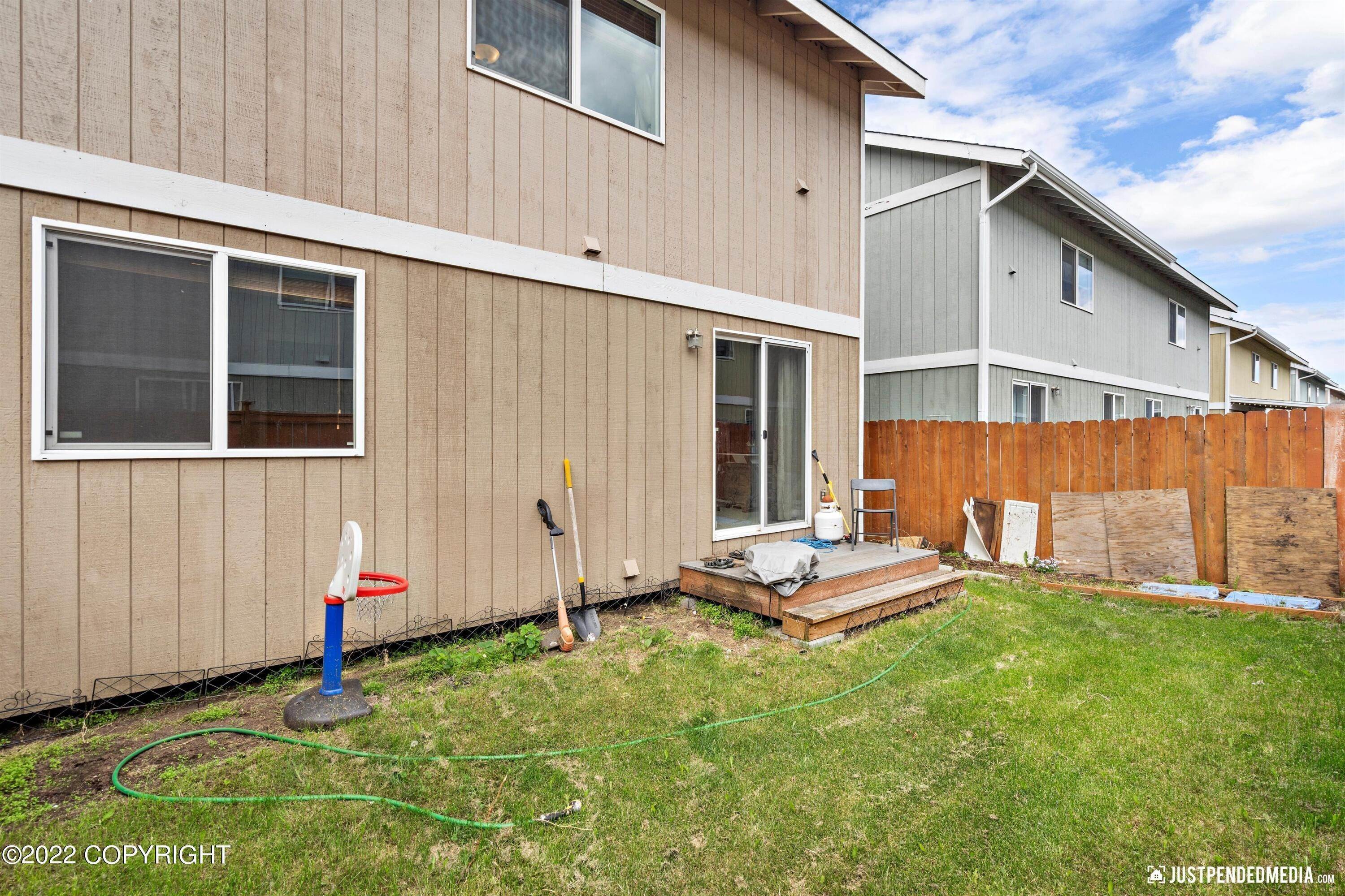 23. Condominiums for Sale at 8035 Marshal Loop #60 Anchorage, Alaska 99507 United States