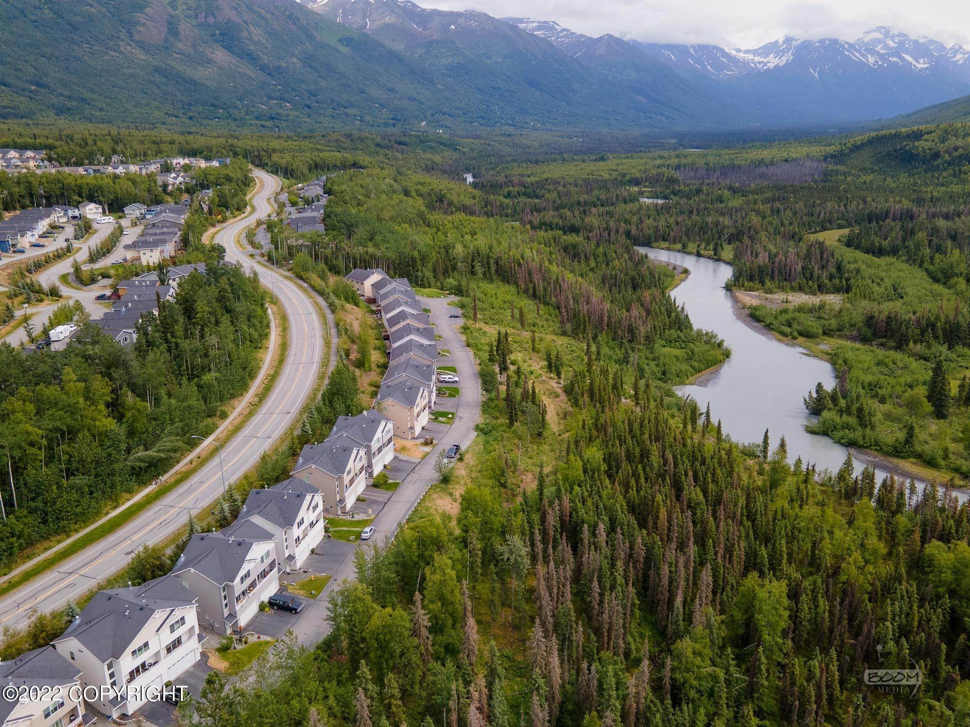 3. Condominiums for Sale at 20157 Riverside Drive #5A Eagle River, Alaska 99577 United States
