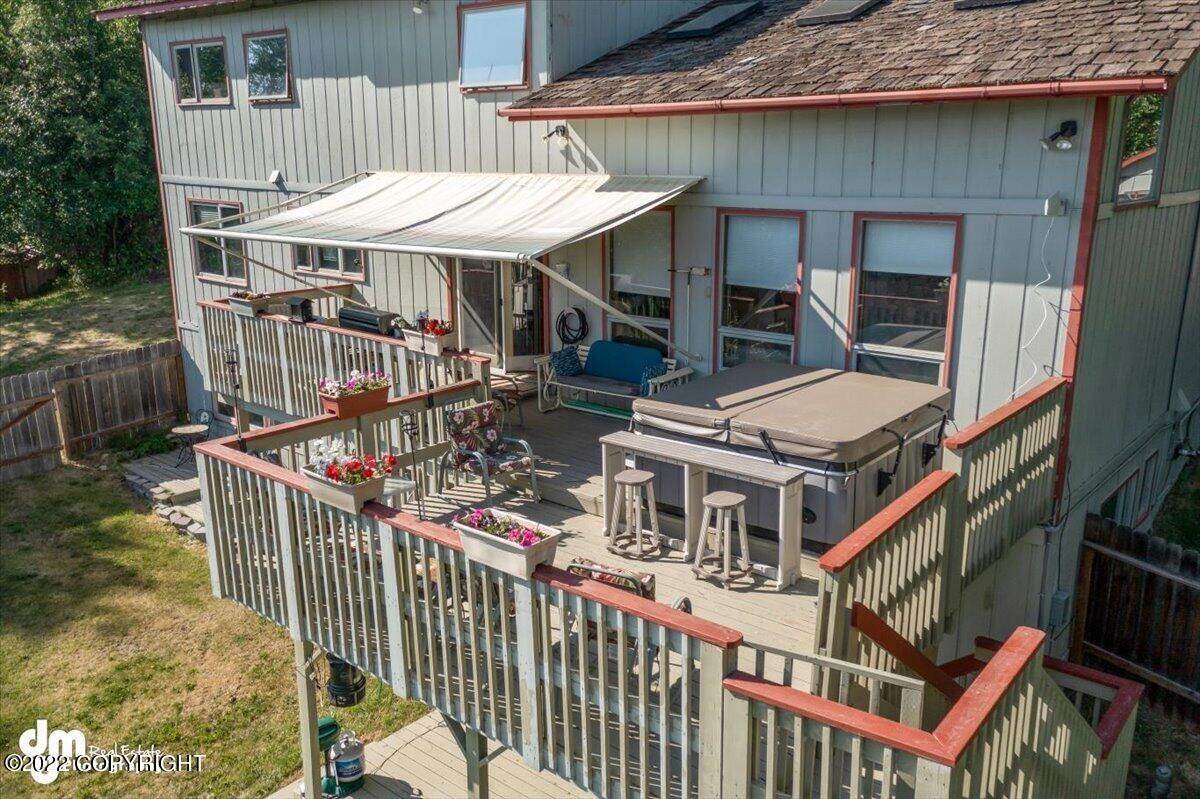 28. Single Family Homes for Sale at 8142 W Wanda K Circle Wasilla, Alaska 99623 United States