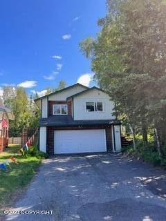 45. Single Family Homes for Sale at 1940 Commodore Drive Anchorage, Alaska 99507 United States