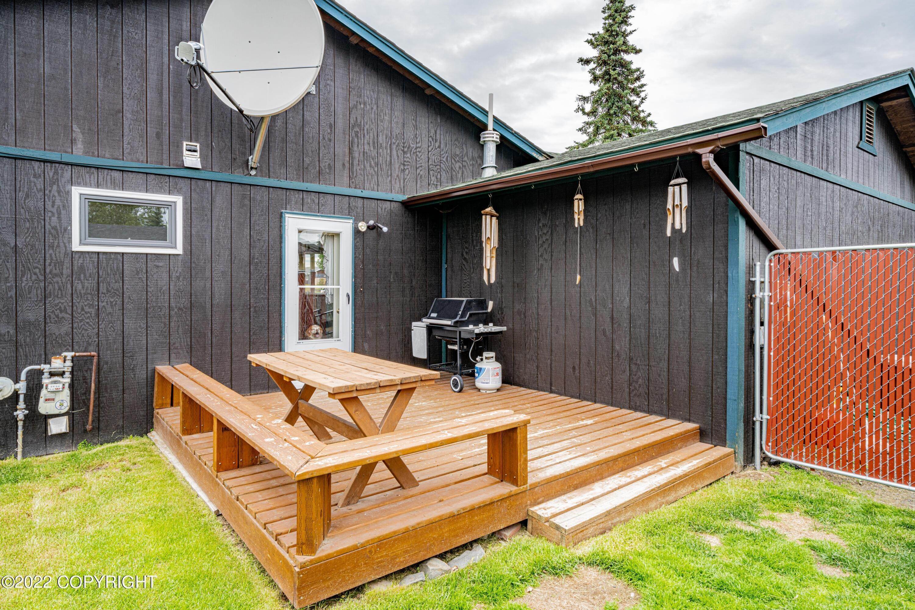 3. Single Family Homes for Sale at 309 W Corral Avenue Soldotna, Alaska 99669 United States