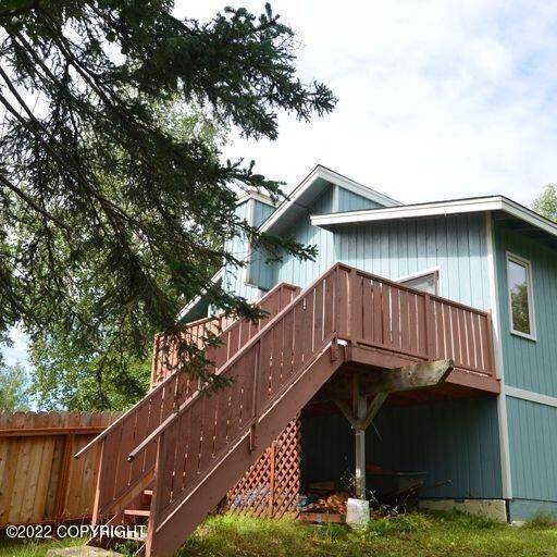 10. Single Family Homes for Sale at 1879 S Redwing Circle Wasilla, Alaska 99654 United States