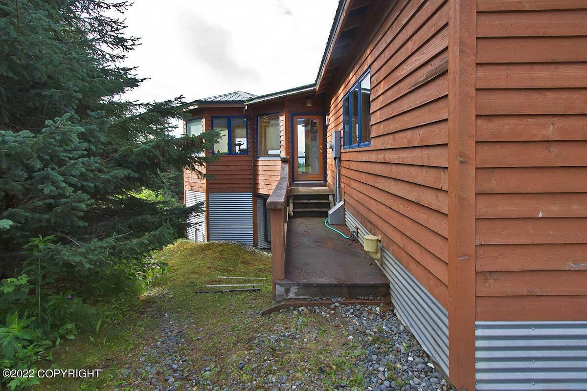 48. Single Family Homes for Sale at 64836 Nearly Level Road Homer, Alaska 99603 United States