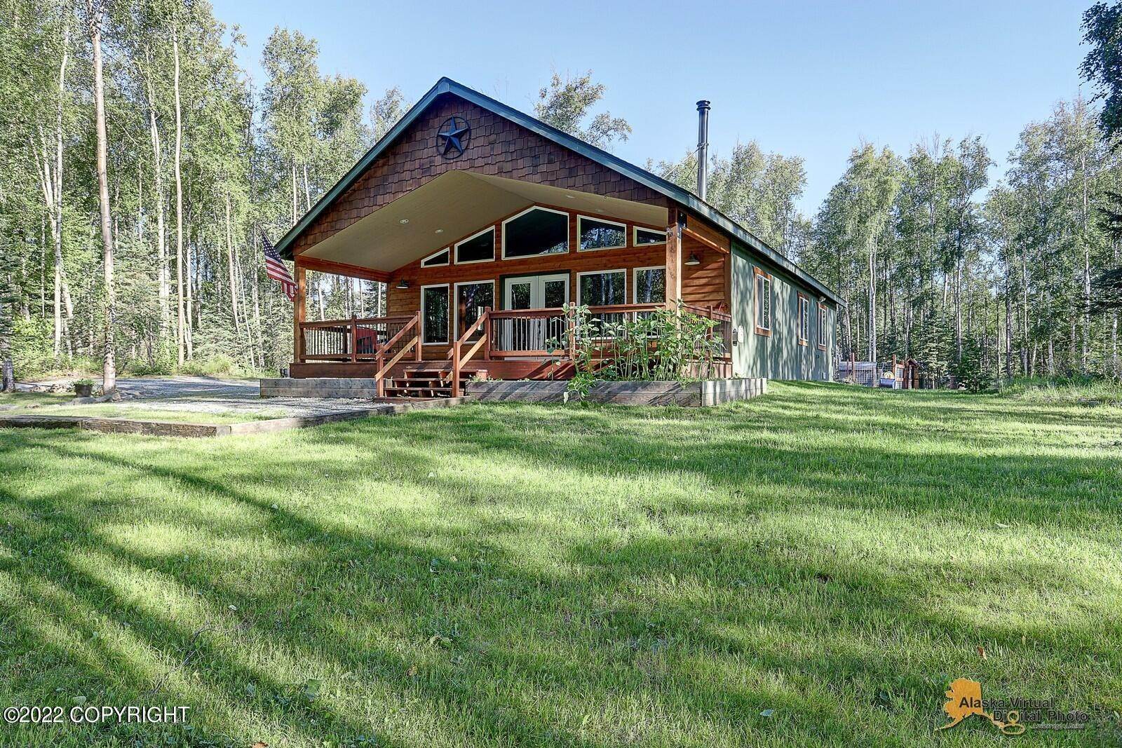 31. Single Family Homes for Sale at 5131 W Lupine Lane Wasilla, Alaska 99623 United States