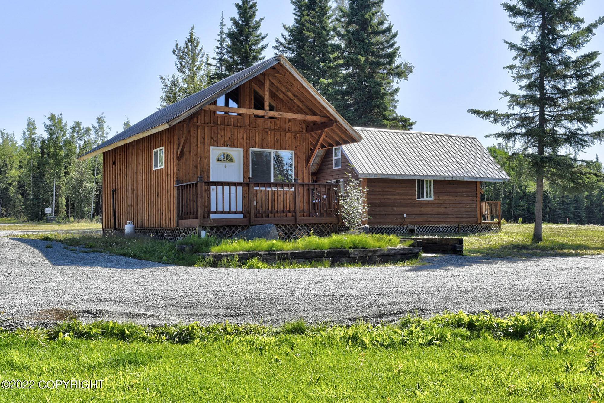 8. Single Family Homes for Sale at 34180 E Klondike Avenue Sterling, Alaska 99672 United States