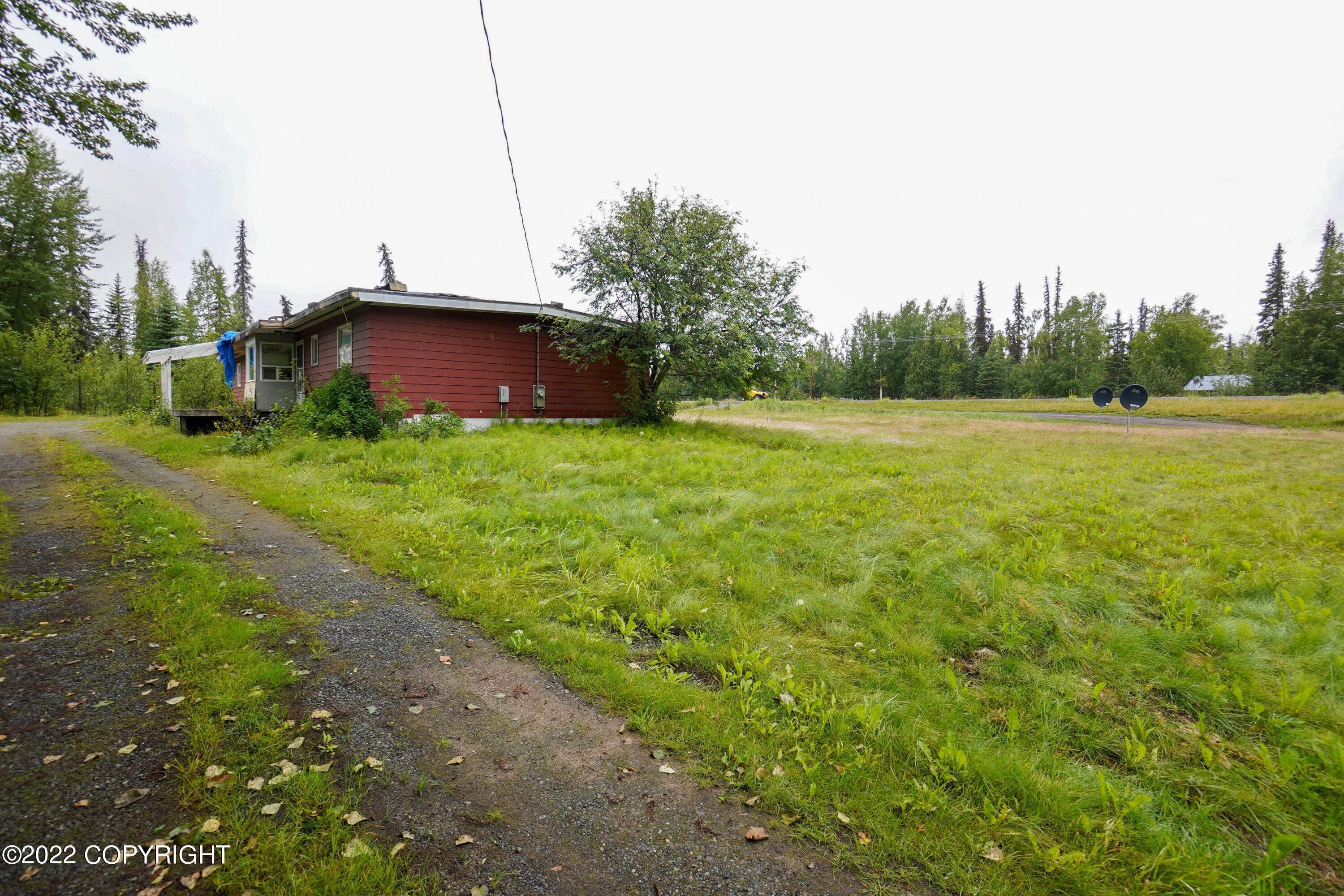 21. Single Family Homes for Sale at 40035 Sterling Highway Soldotna, Alaska 99669 United States