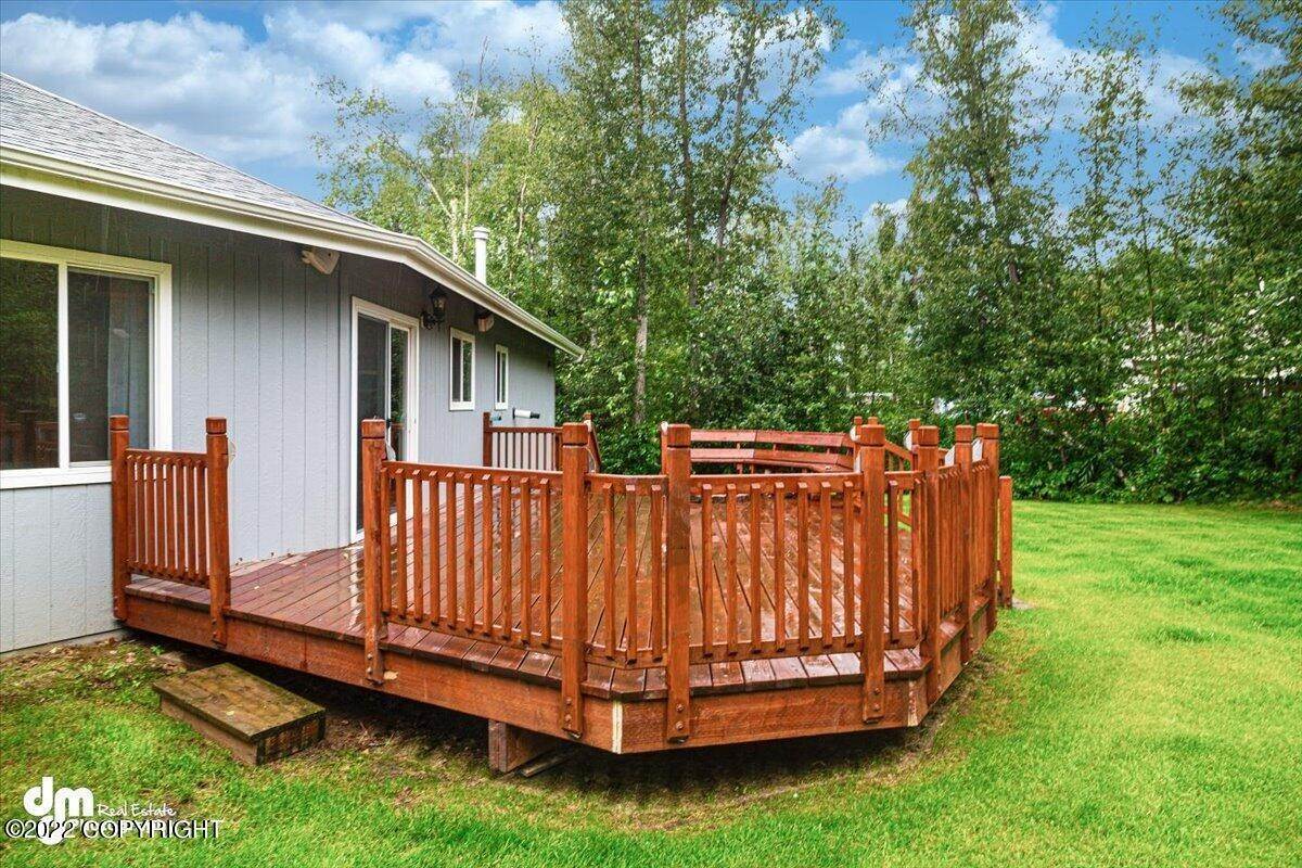 38. Single Family Homes for Sale at 7647 E Breckenridge Drive Wasilla, Alaska 99654 United States