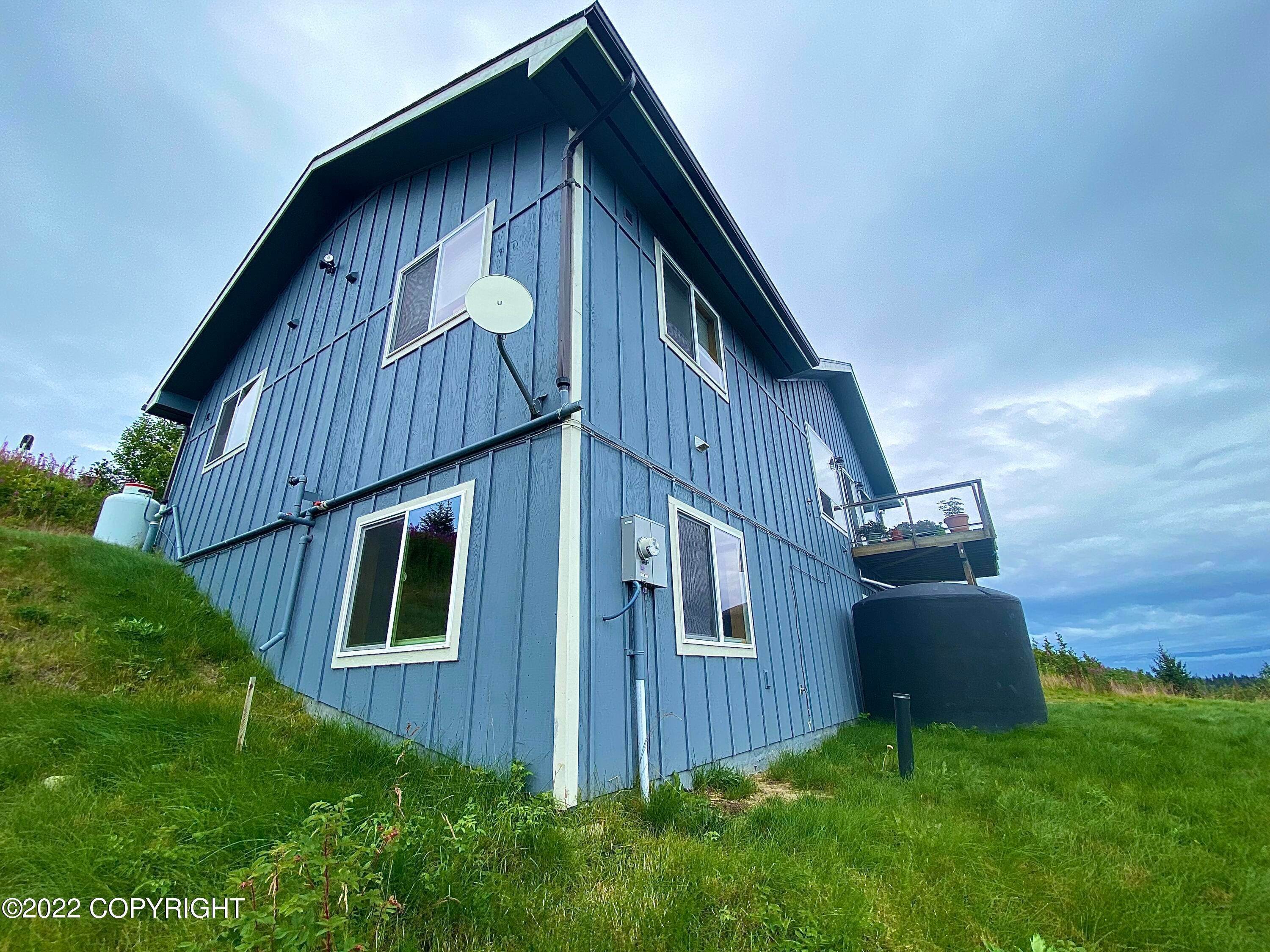 37. Single Family Homes for Sale at 52081 Old East End Road Homer, Alaska 99603 United States