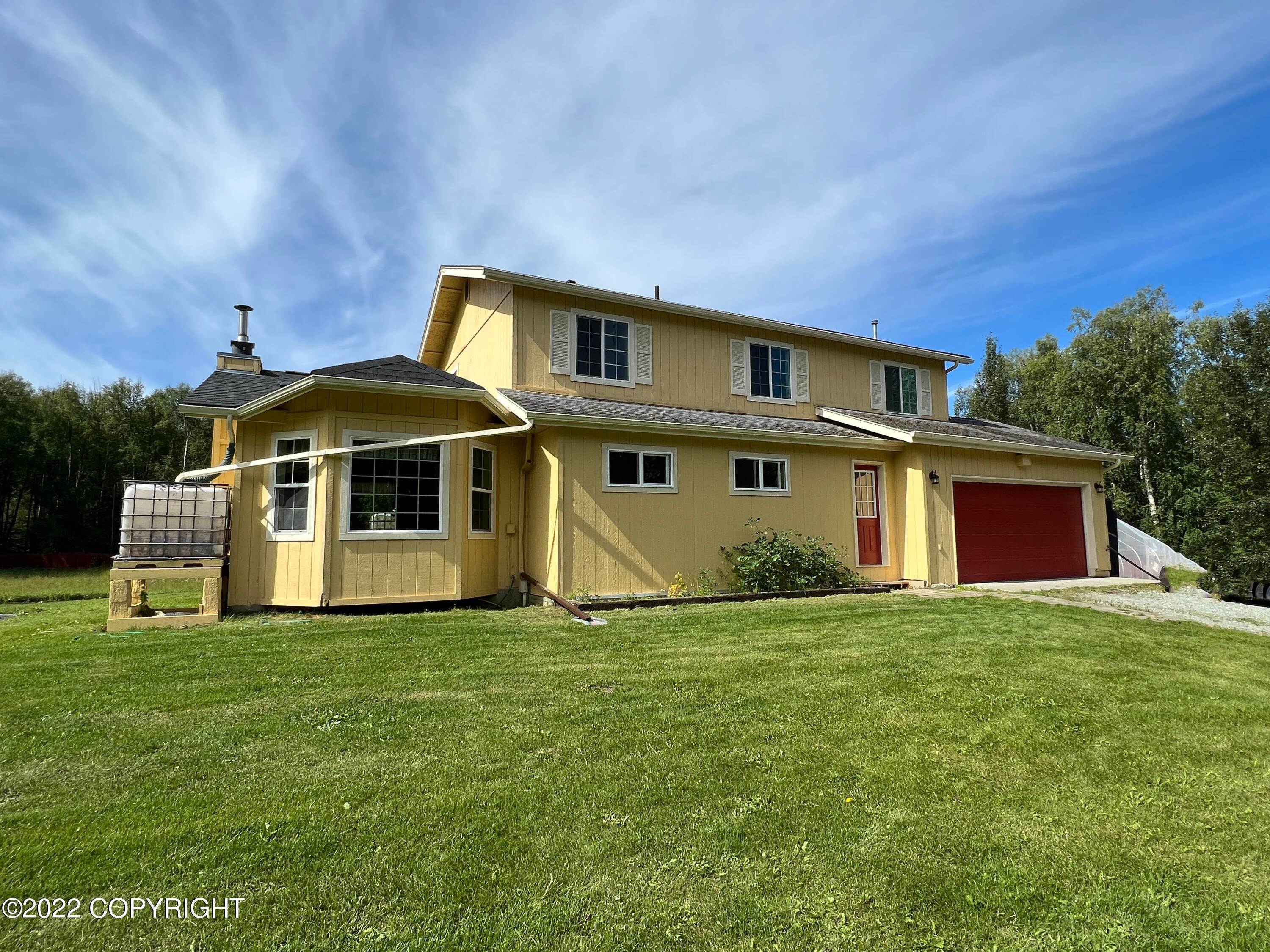 Single Family Homes 为 销售 在 21528 Scenic Drive Chugiak, 阿拉斯加州 99567 美国