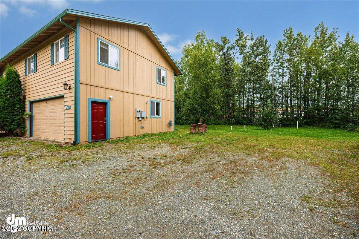 47. Single Family Homes for Sale at 5201 E Shennum Drive Wasilla, Alaska 99654 United States