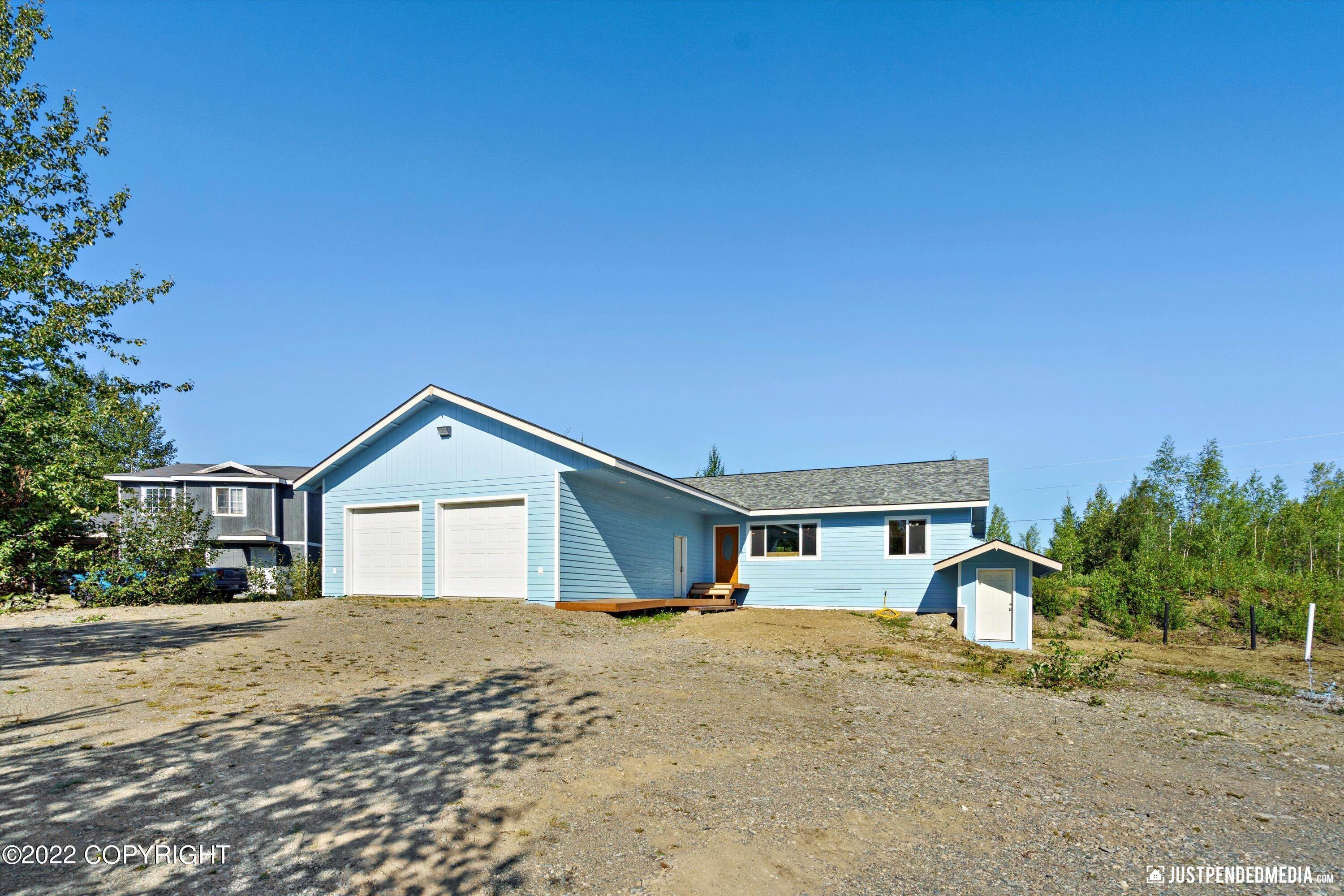 37. Single Family Homes for Sale at 772 S Beaver Lake Road Big Lake, Alaska 99654 United States